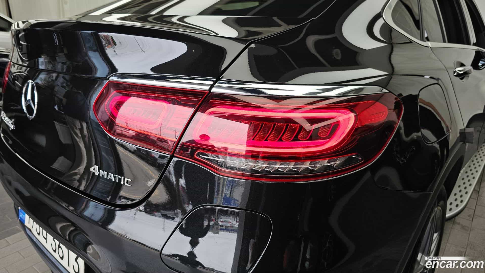 GLC-Class Mercedes-Benz 2021.4-OUTER-033