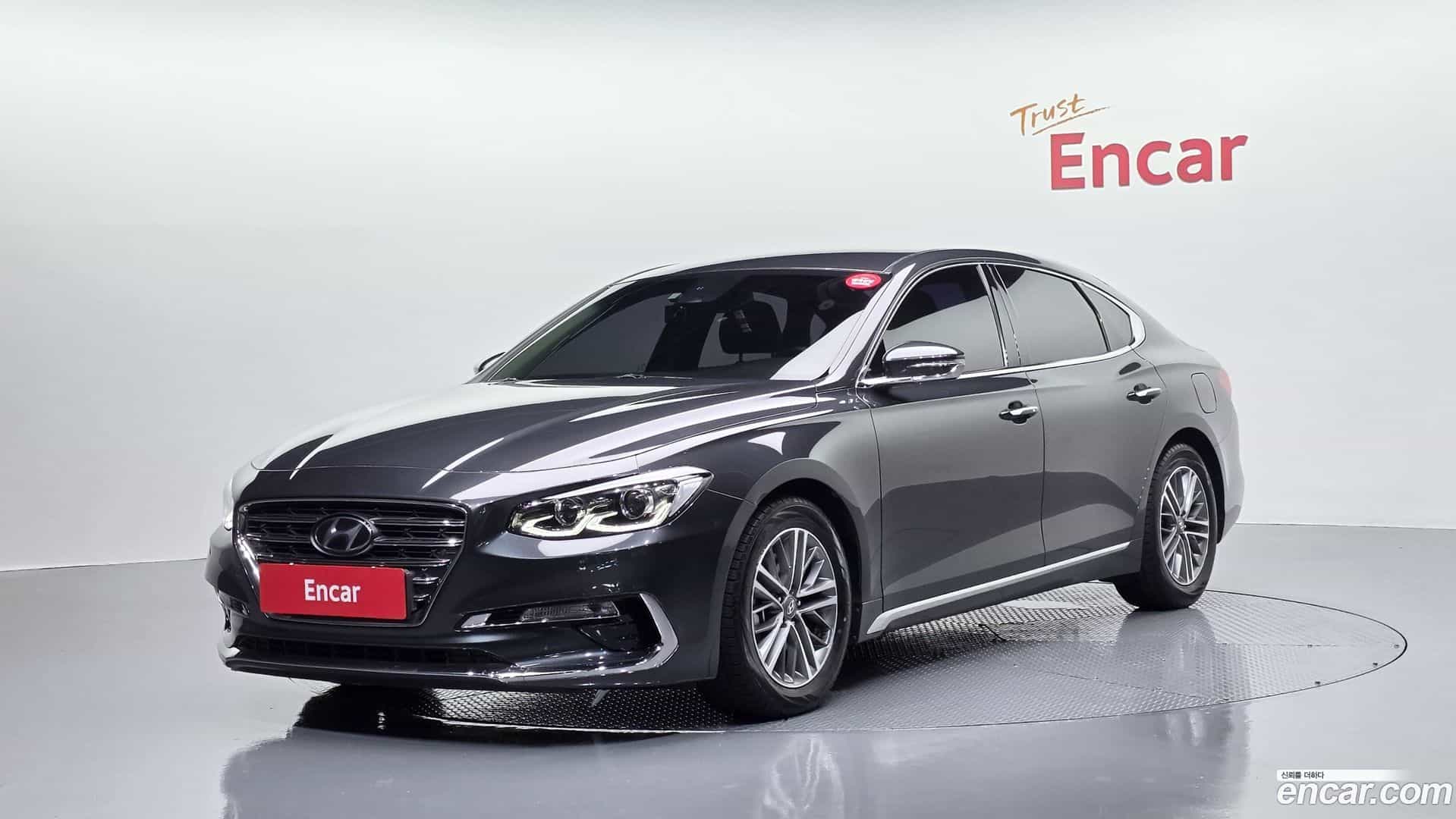 Grandeur Hyundai 2017.9-OUTER-001