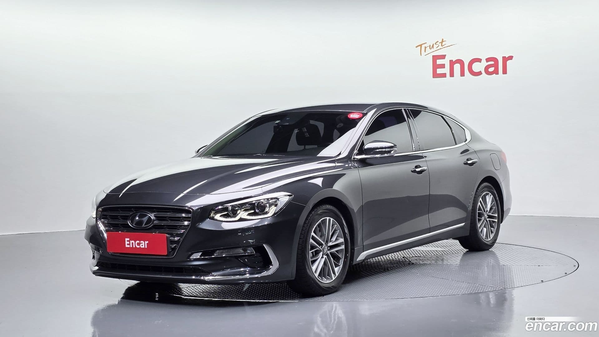 Main__Slider__Photo:Grandeur Hyundai 2017.9-0