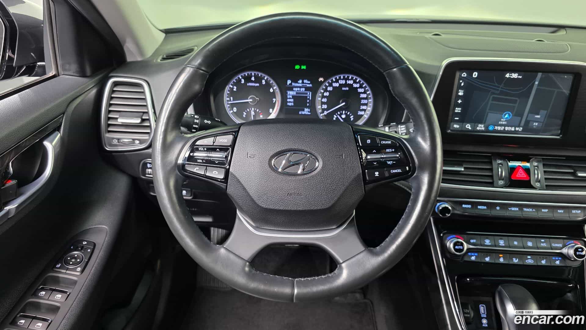 Grandeur Hyundai 2017.9-OPTION-017