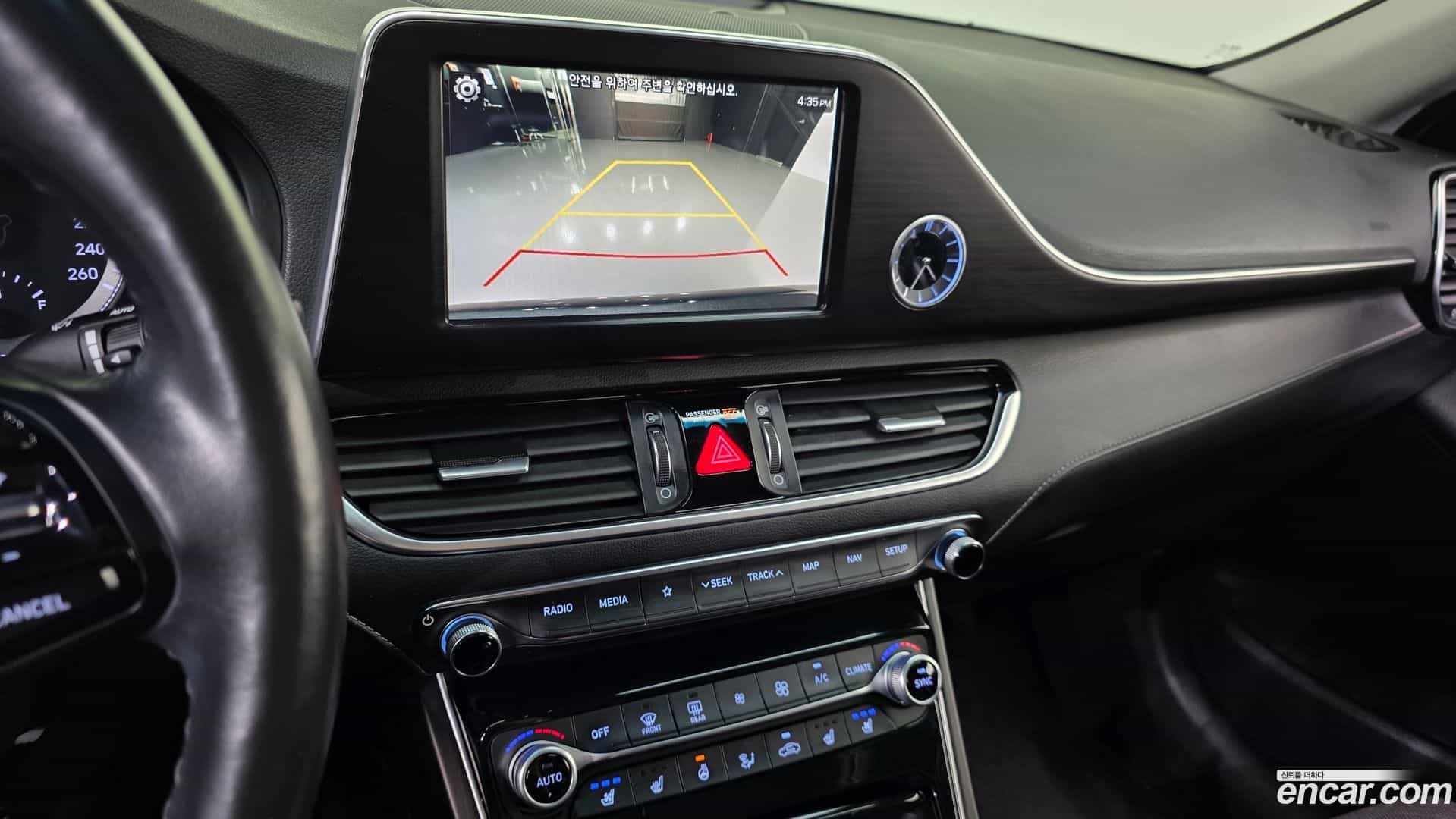 Grandeur Hyundai 2017.9-OPTION-020