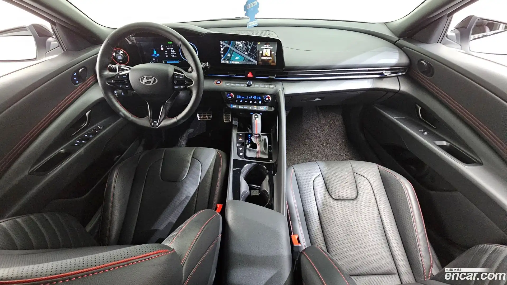 AVANTE Hyundai 2025.1-INNER-007