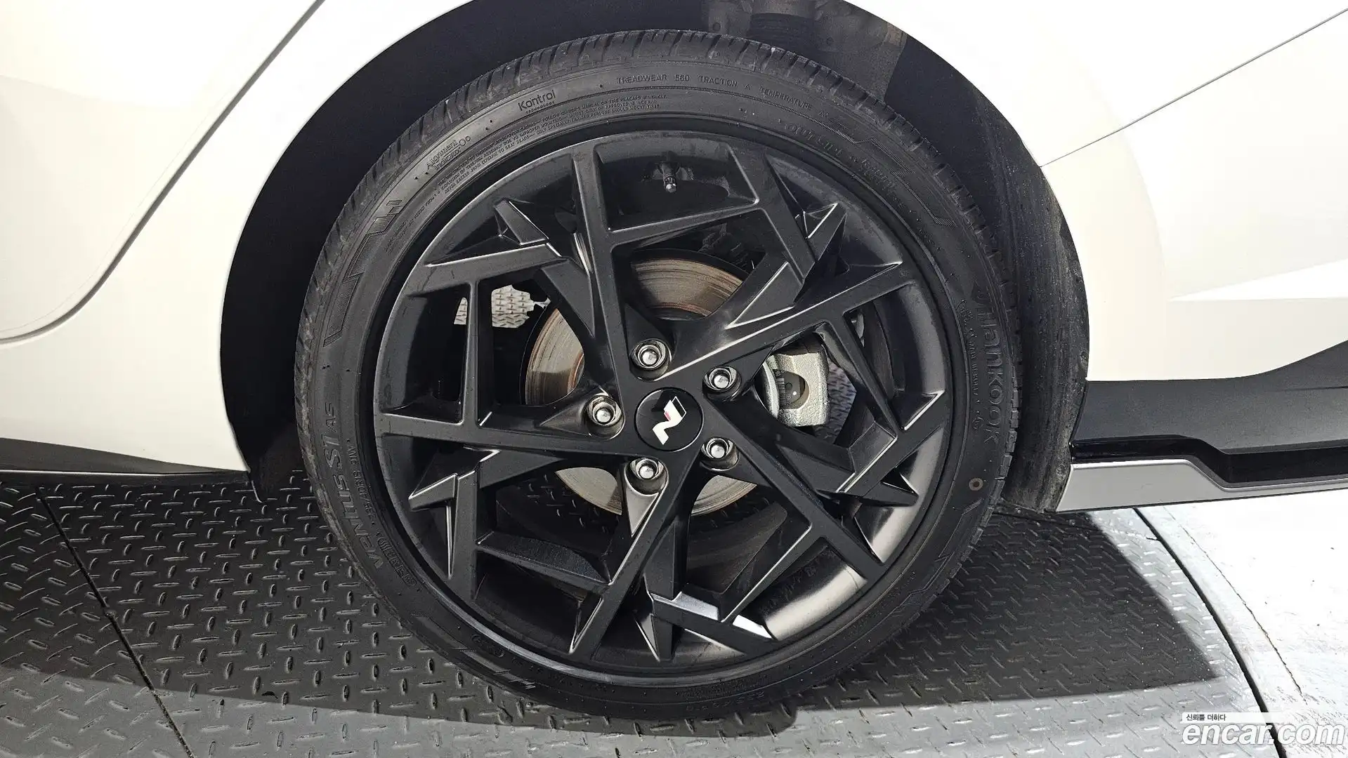 AVANTE Hyundai 2025.1-OUTER-031