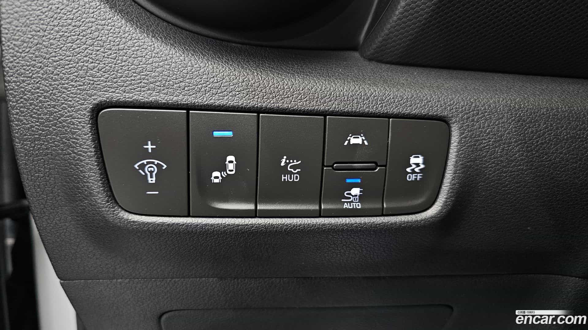 Kona Hyundai 2019.9-OPTION-024