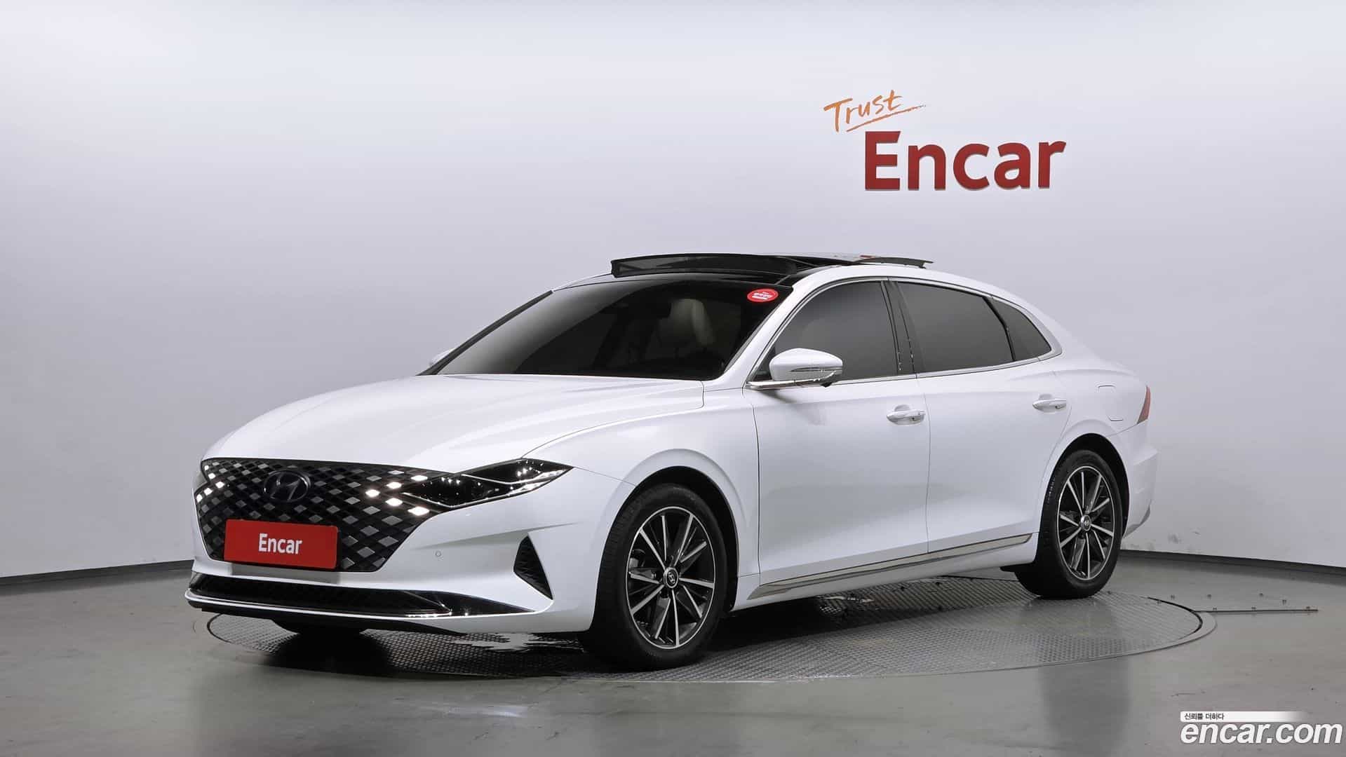Grandeur Hyundai 2022.4-OUTER-001