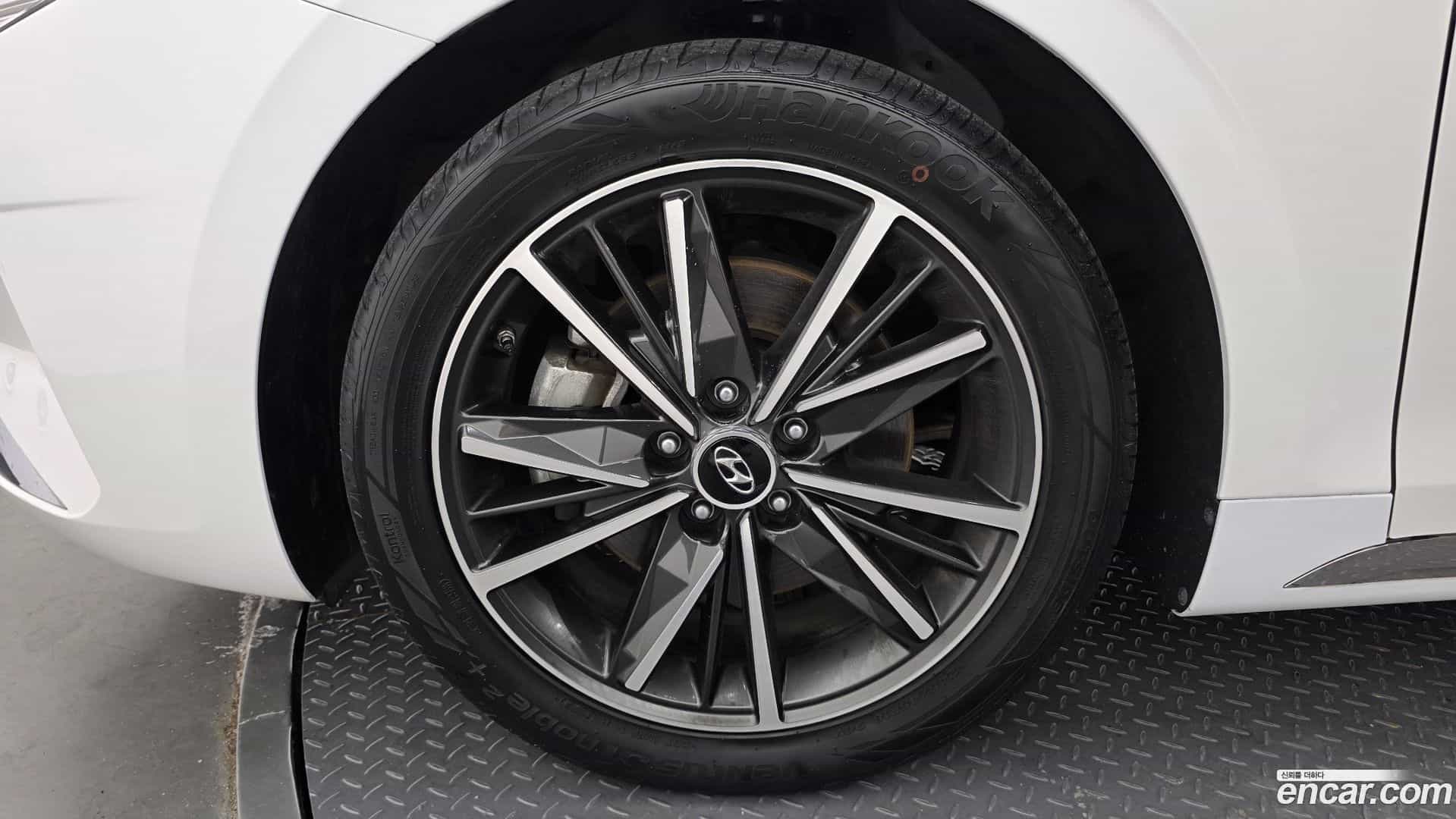Grandeur Hyundai 2022.4-OUTER-005