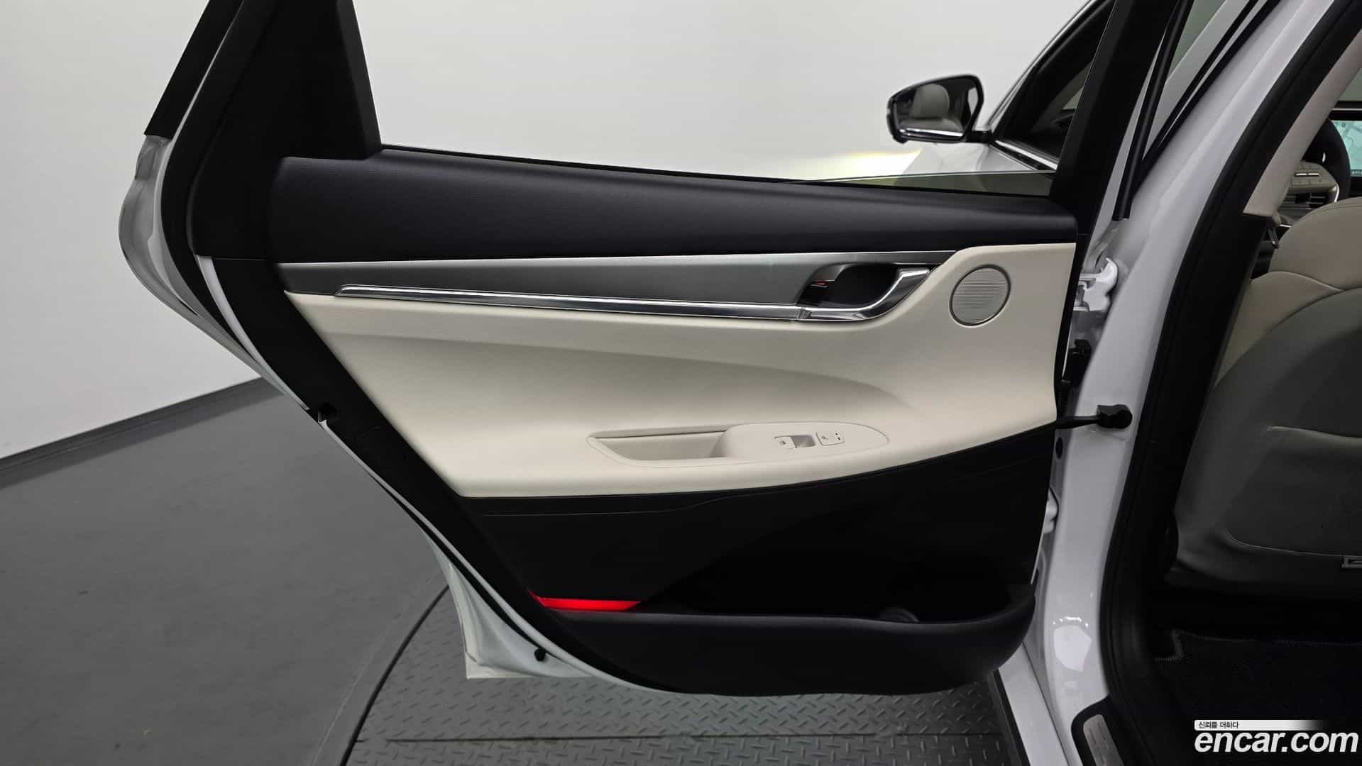 Grandeur Hyundai 2022.4-INNER-035