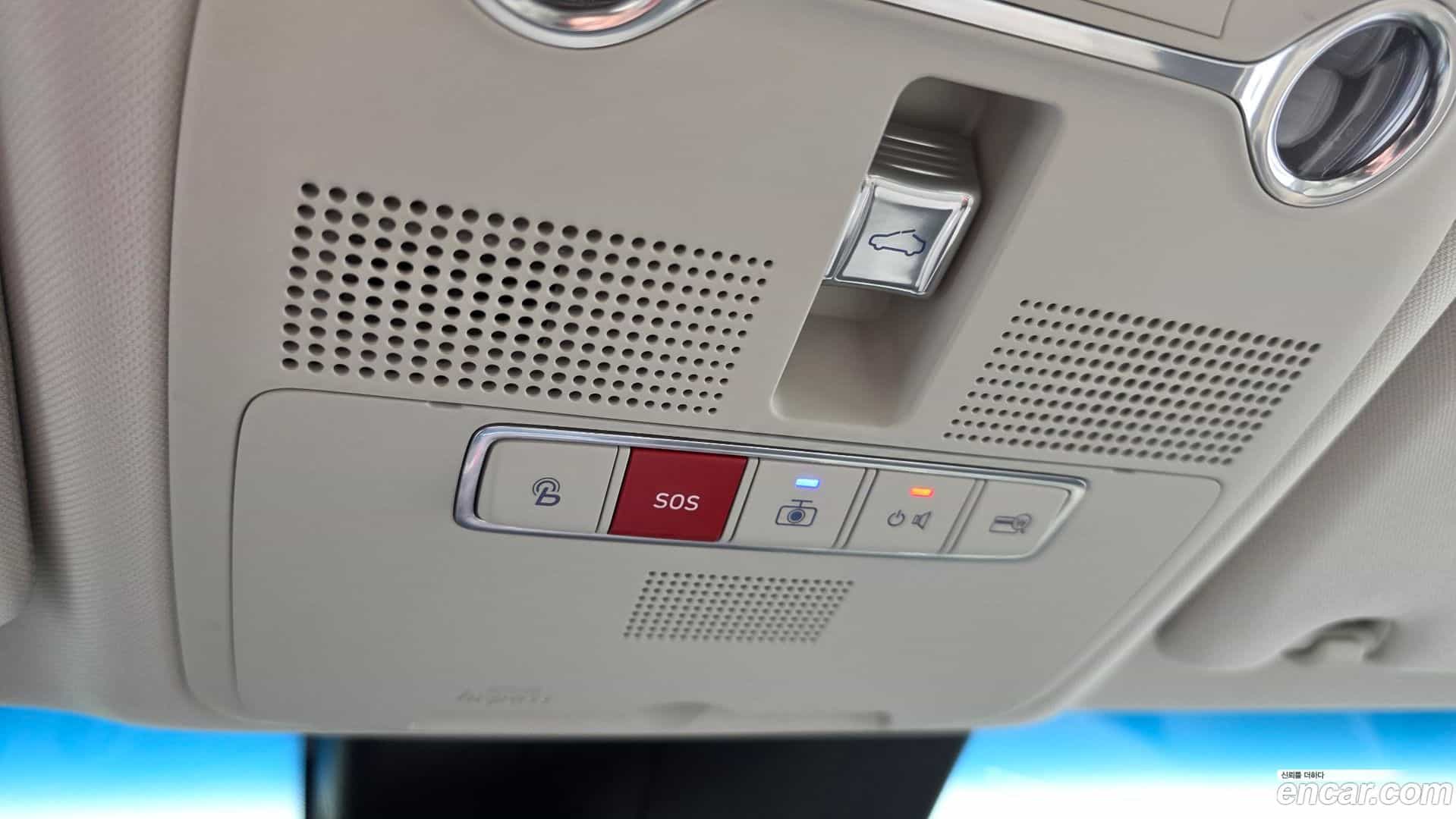 Grandeur Hyundai 2022.4-OPTION-040