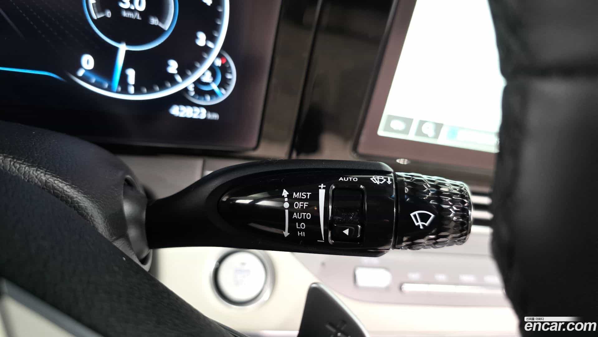 Grandeur Hyundai 2022.4-OPTION-042