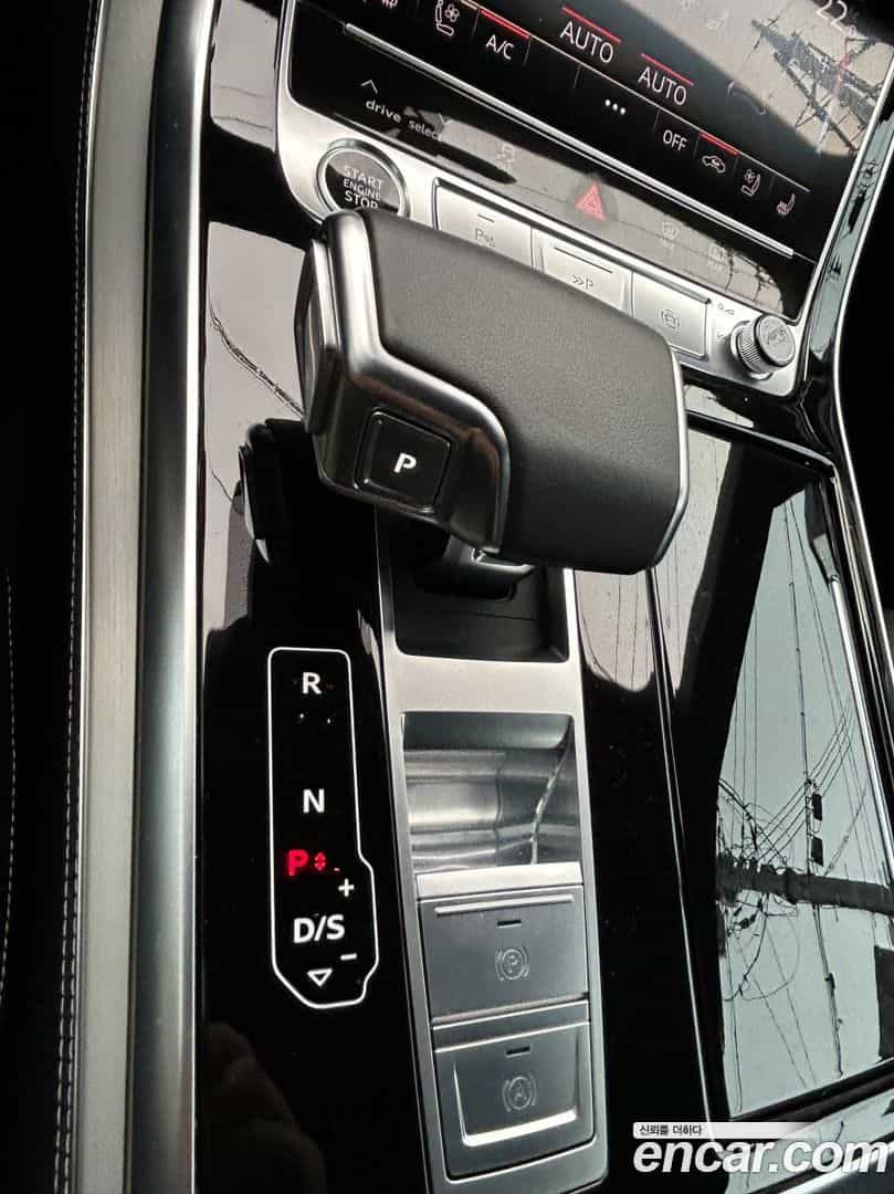 Q8 Audi 2022.7-OPTION-018