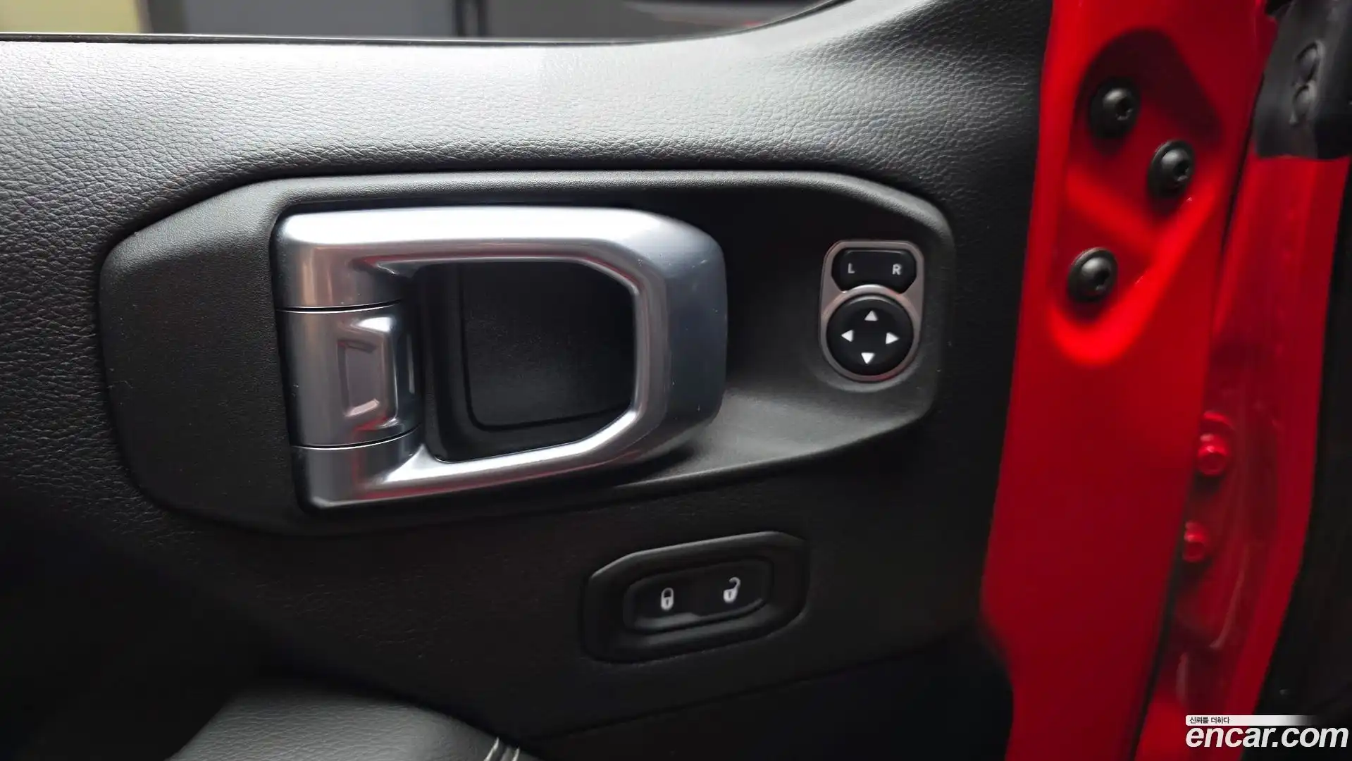 Wrangler Jeep 2021.6-OPTION-041