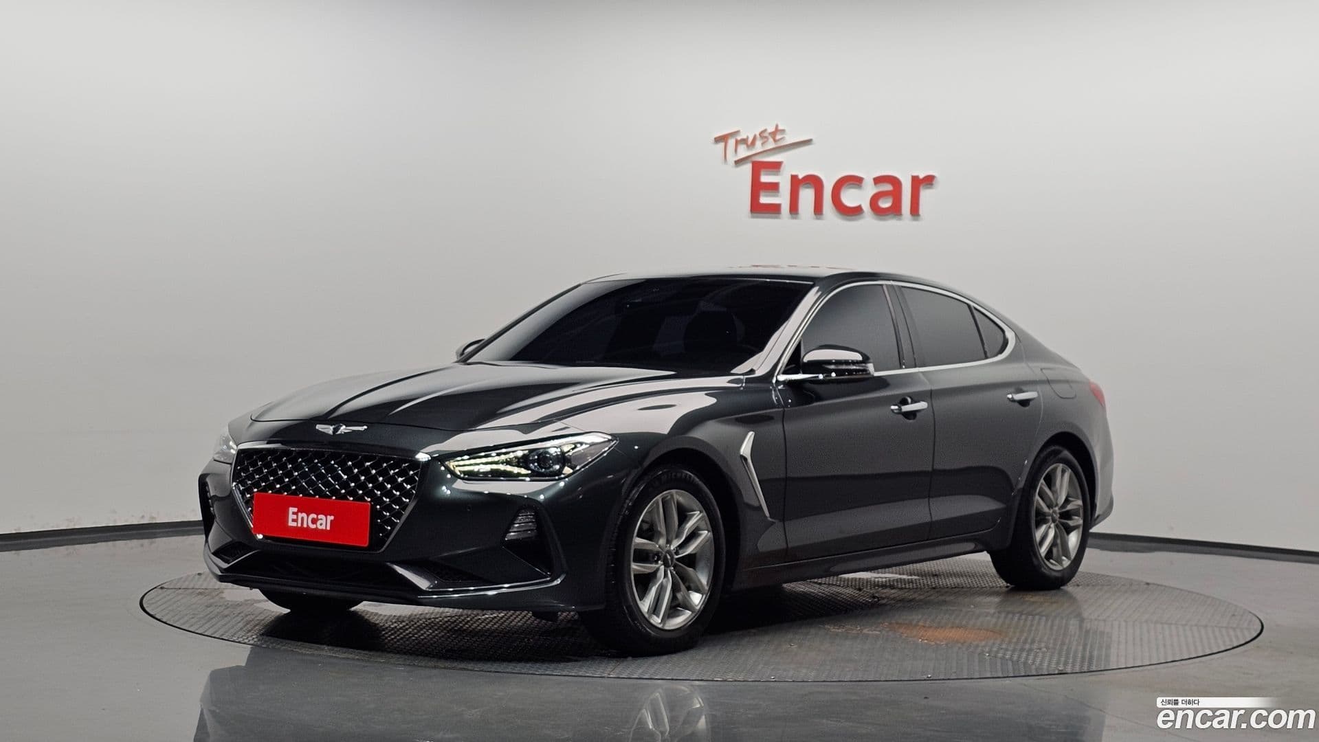 Main__Slider__Photo:G70 Genesis 2018.0-0