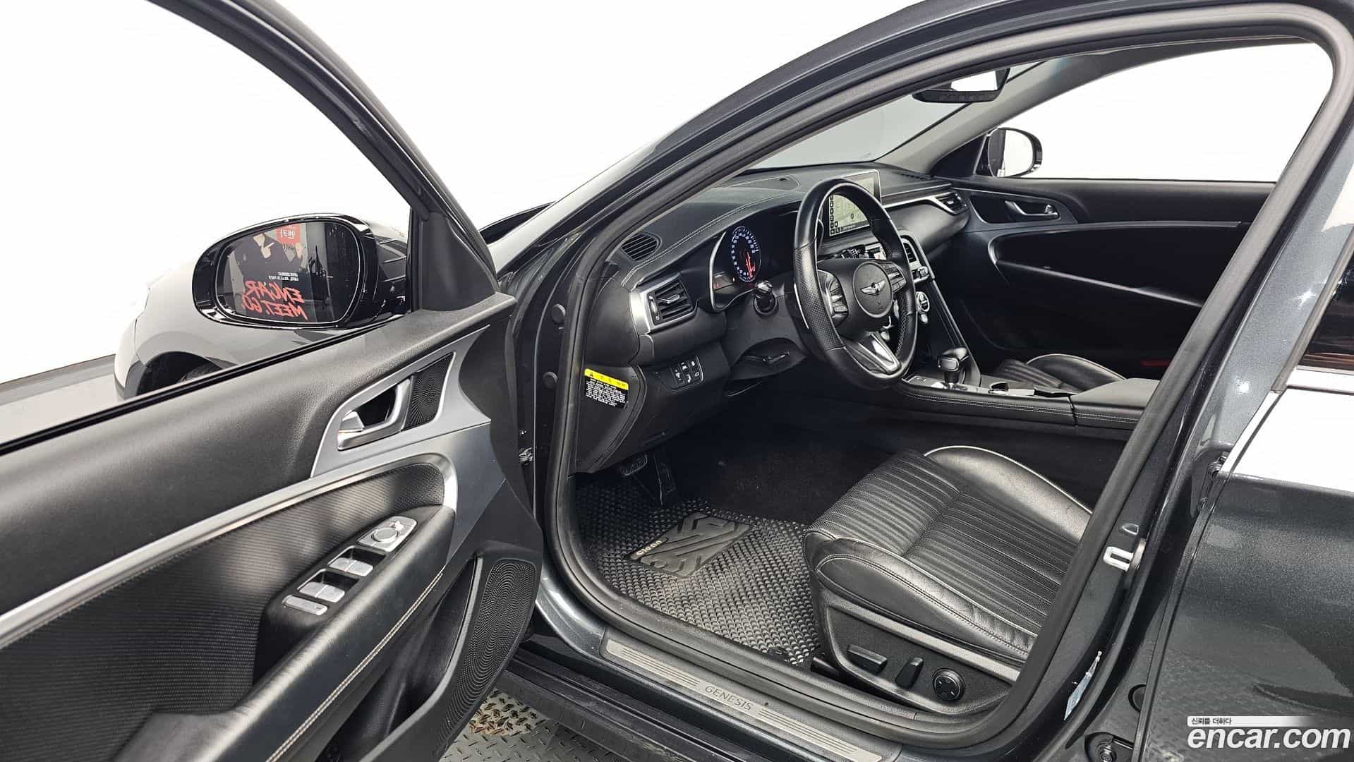 G70 Genesis 2018.0-INNER-010