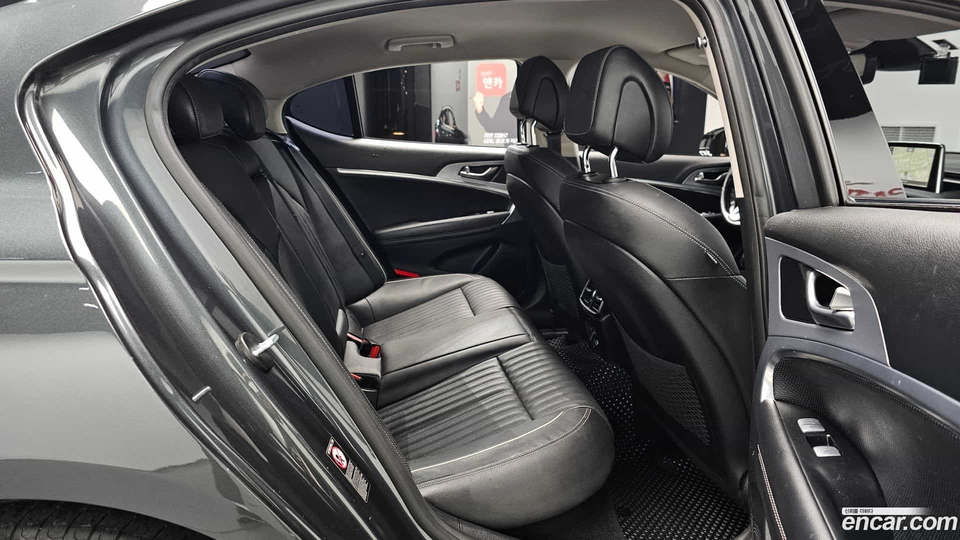 G70 Genesis 2018.0-OPTION-015