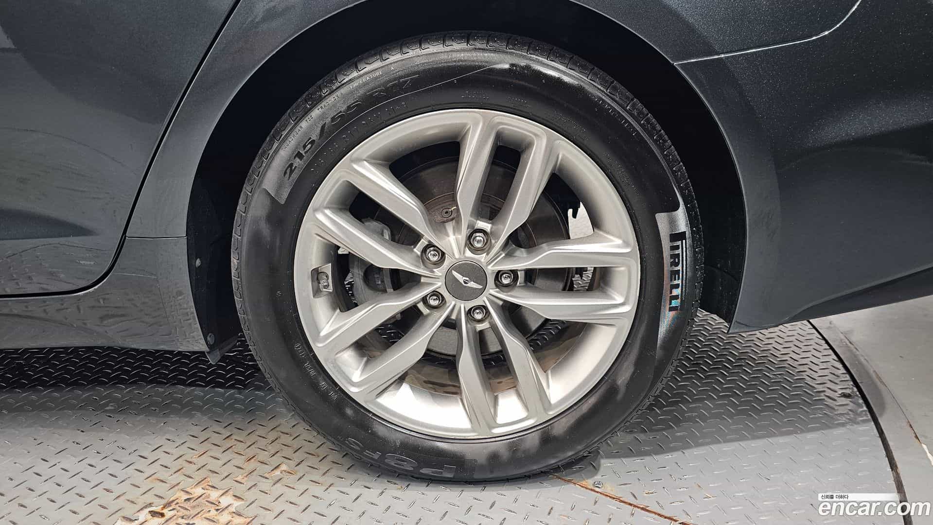 G70 Genesis 2018.0-OUTER-031