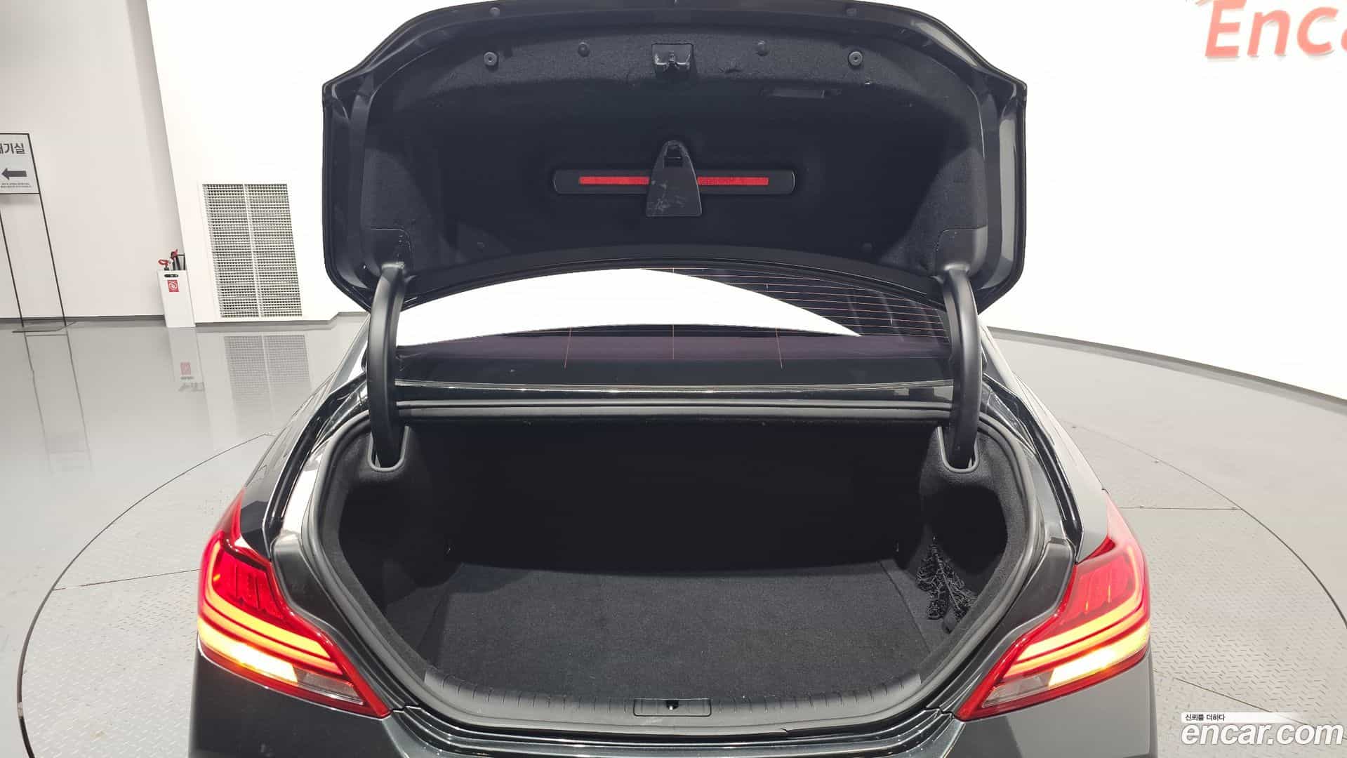 G70 Genesis 2018.0-OPTION-043