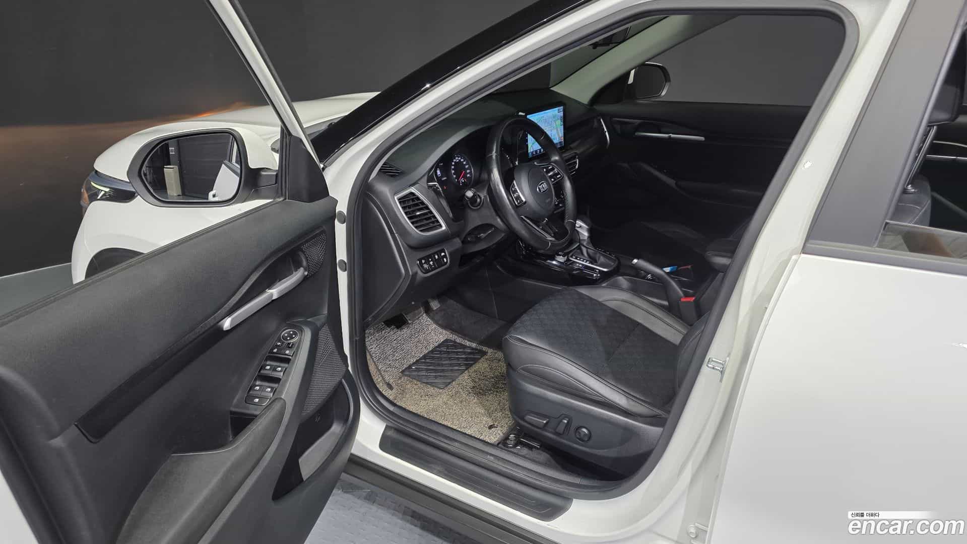 Seltos Kia 2021.6-INNER-010