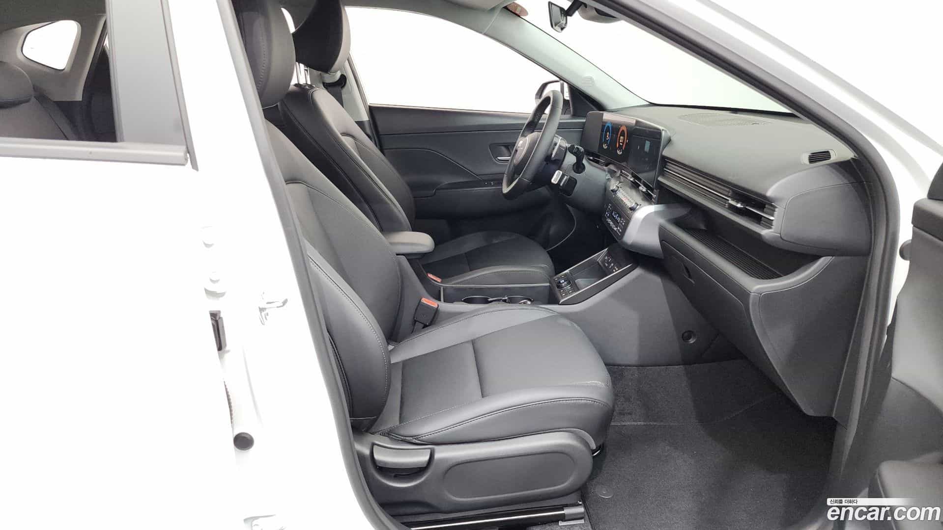 Kona Hyundai 2026.5-INNER-036