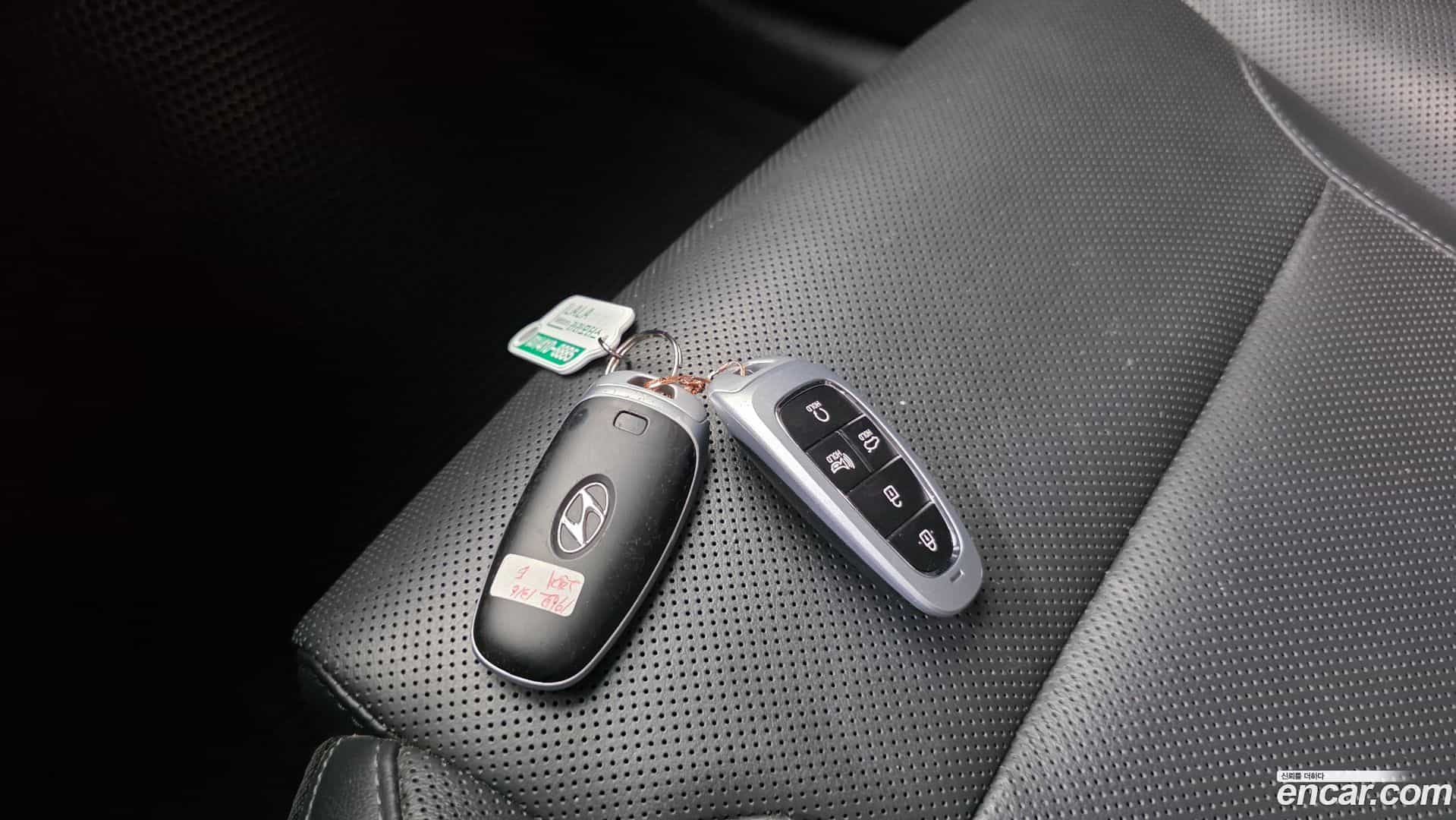 Grandeur Hyundai 2021.8-OPTION-049