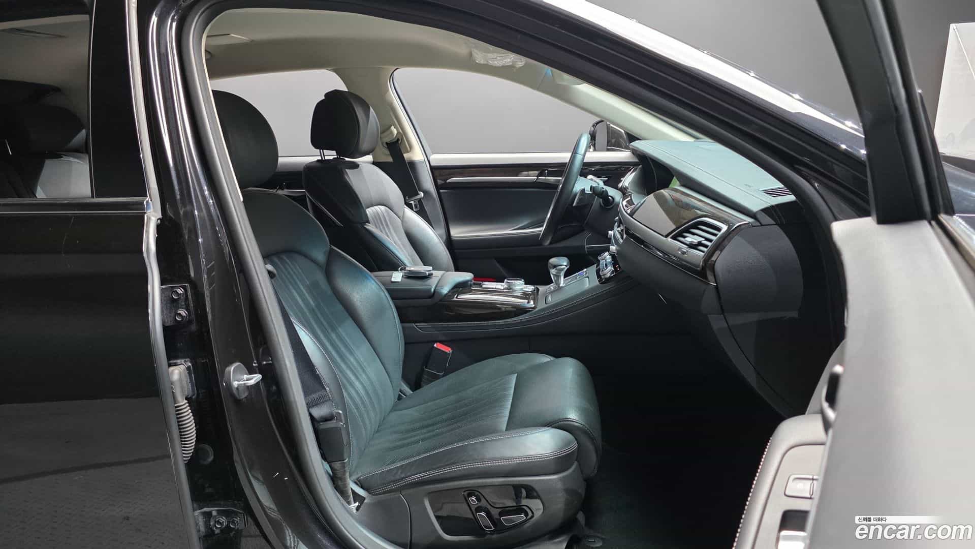 G90 Genesis 2019.3-INNER-036