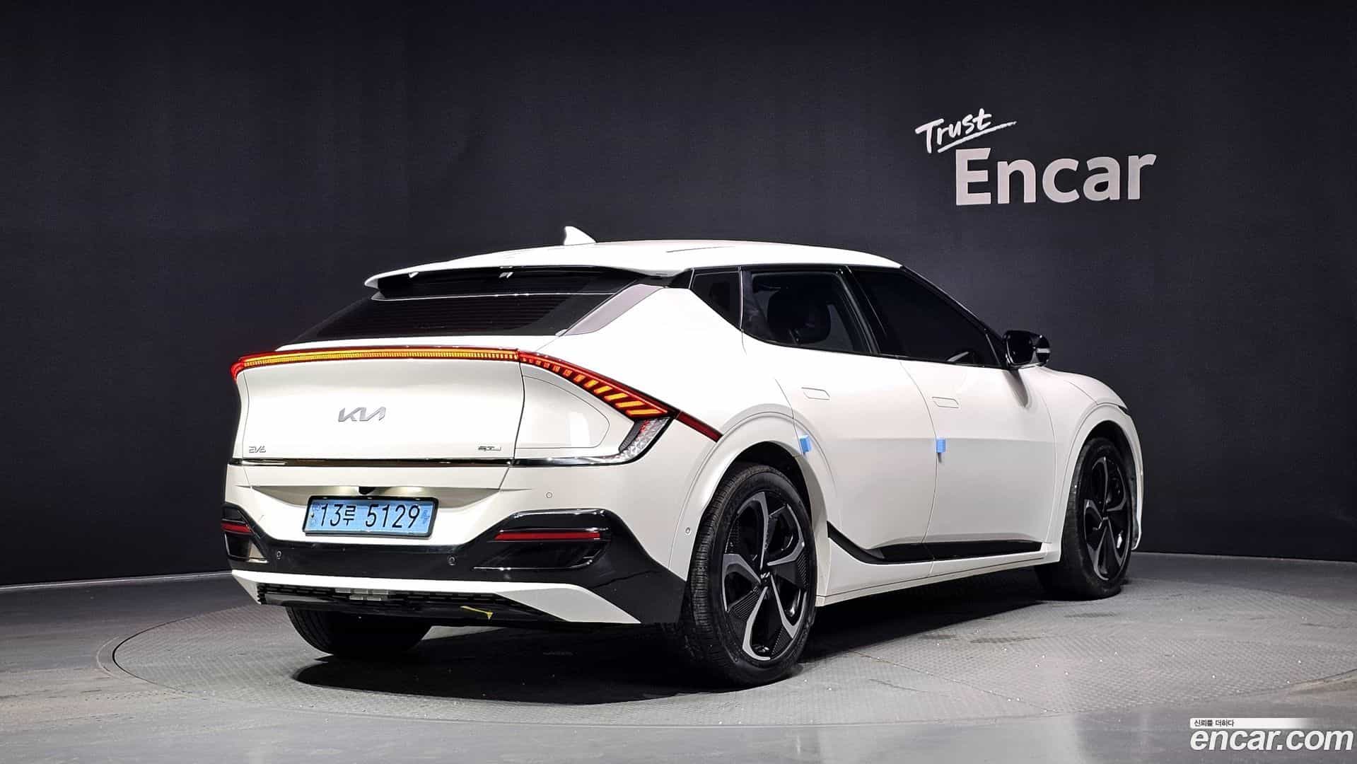 EV6 Kia 2023.7-OUTER-002