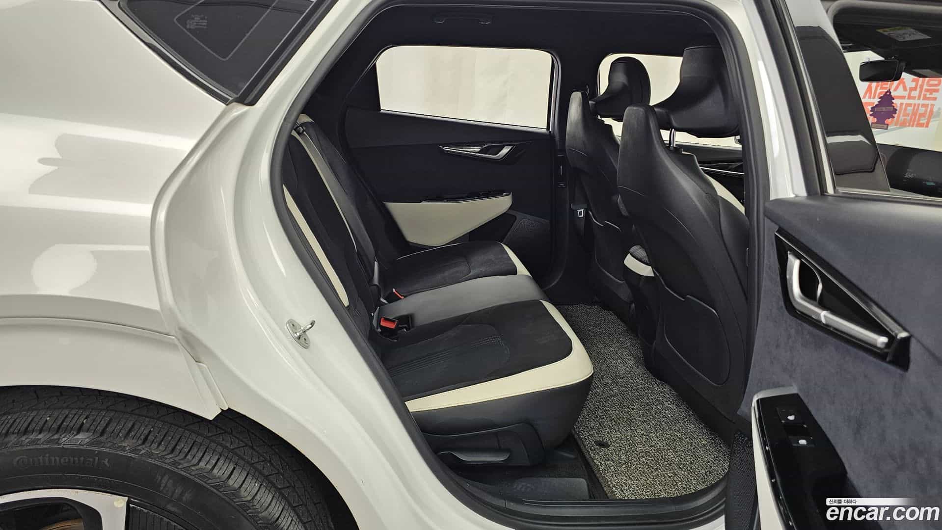 EV6 Kia 2023.7-OPTION-015