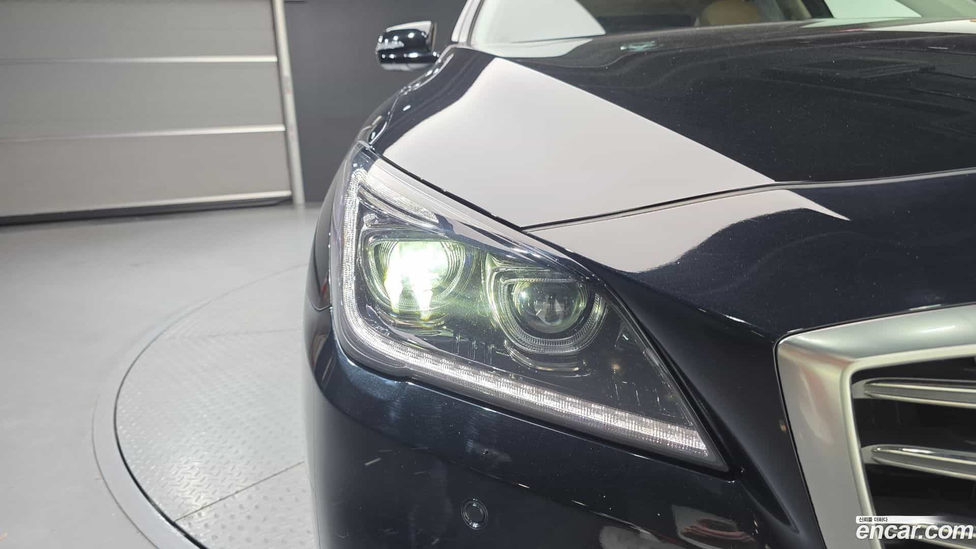G80 Genesis 2017.3-OUTER-032