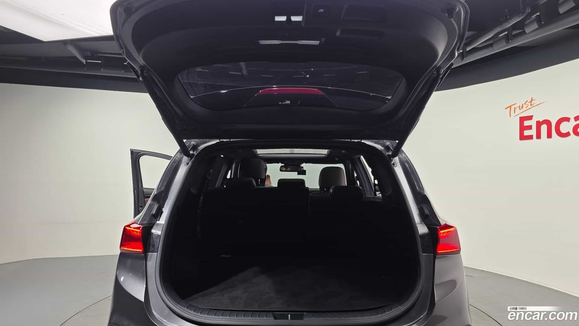 Santafe Hyundai 2019.9-OPTION-050