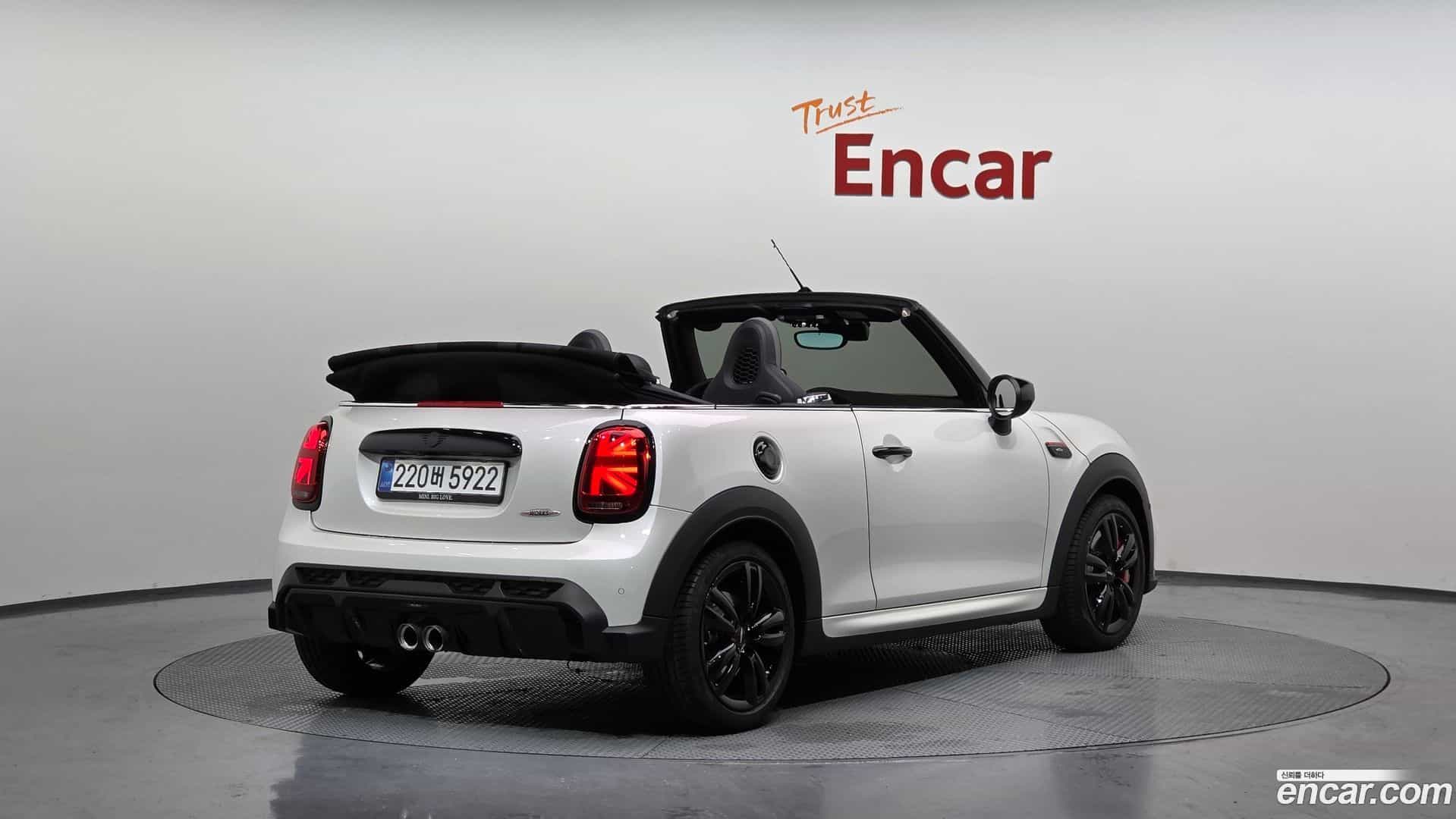Cooper Convertible Mini 2024.4-OUTER-002