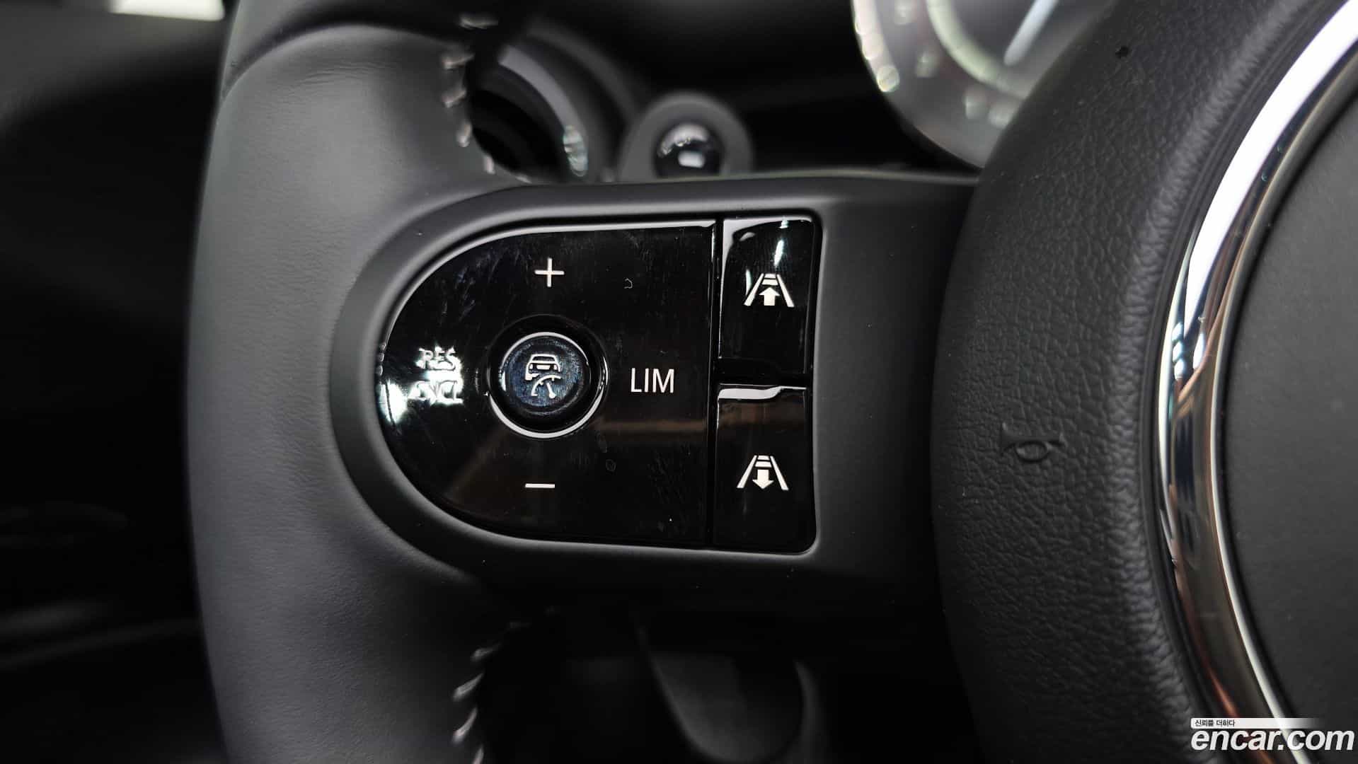 Cooper Convertible Mini 2024.4-OPTION-022