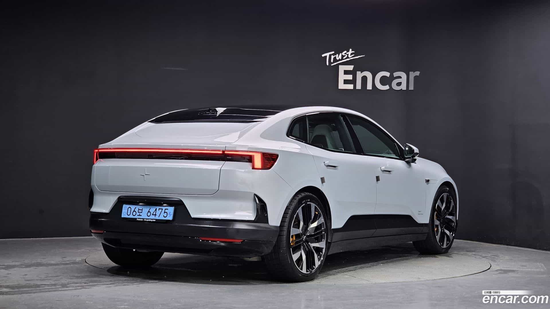 Polestar 4 Polestar 2025.5-OUTER-002