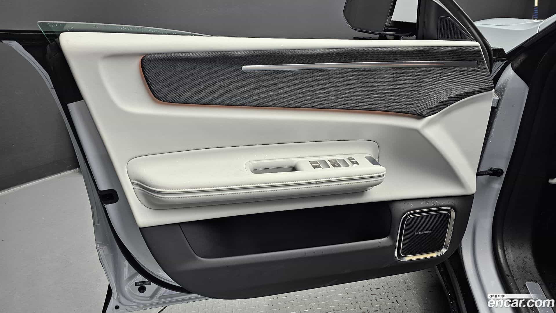 Polestar 4 Polestar 2025.5-INNER-034