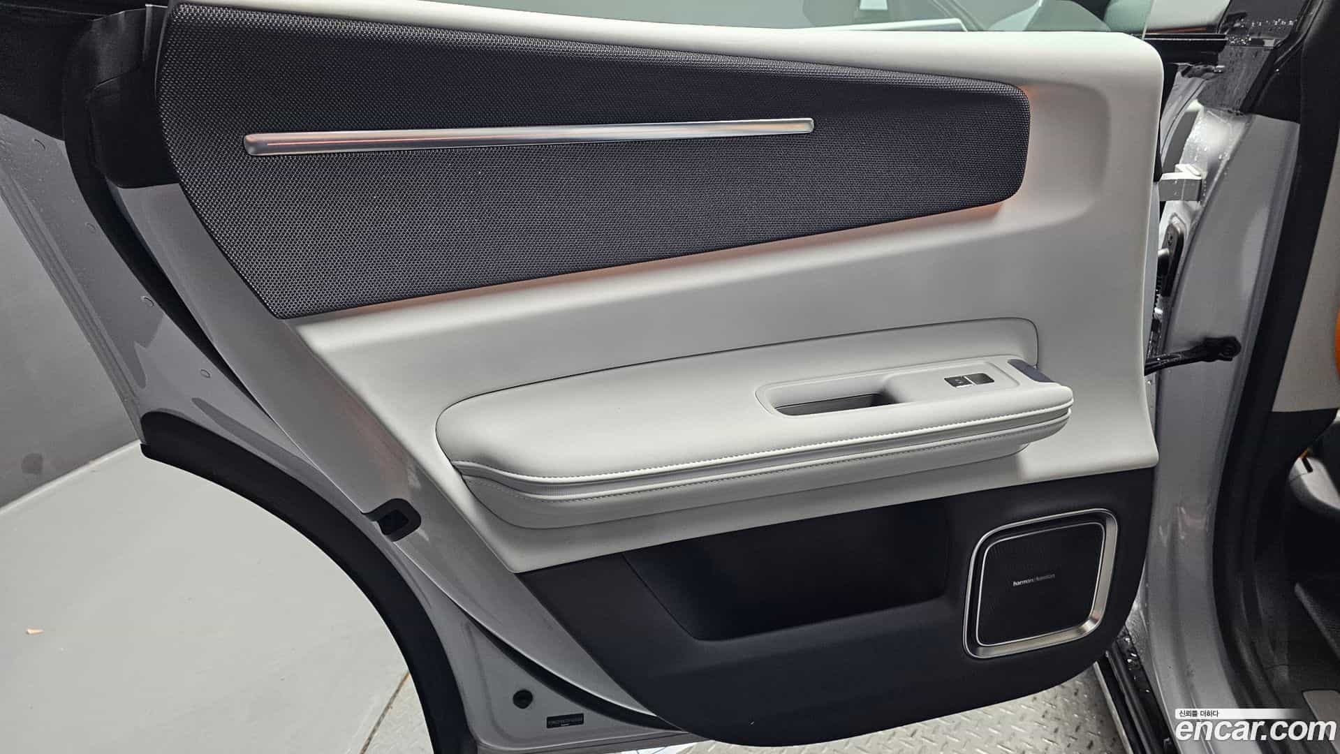 Polestar 4 Polestar 2025.5-INNER-035
