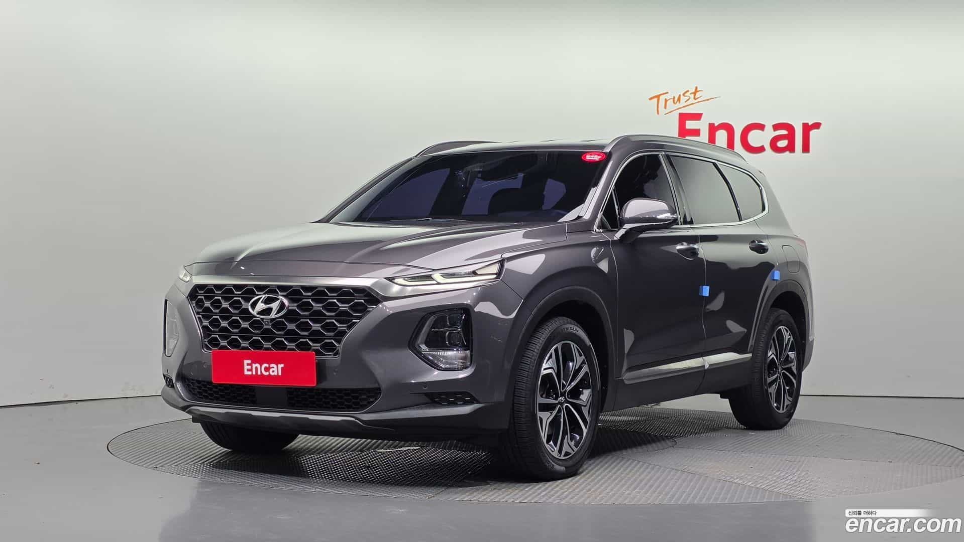 Santafe Hyundai 2018.2-OUTER-001