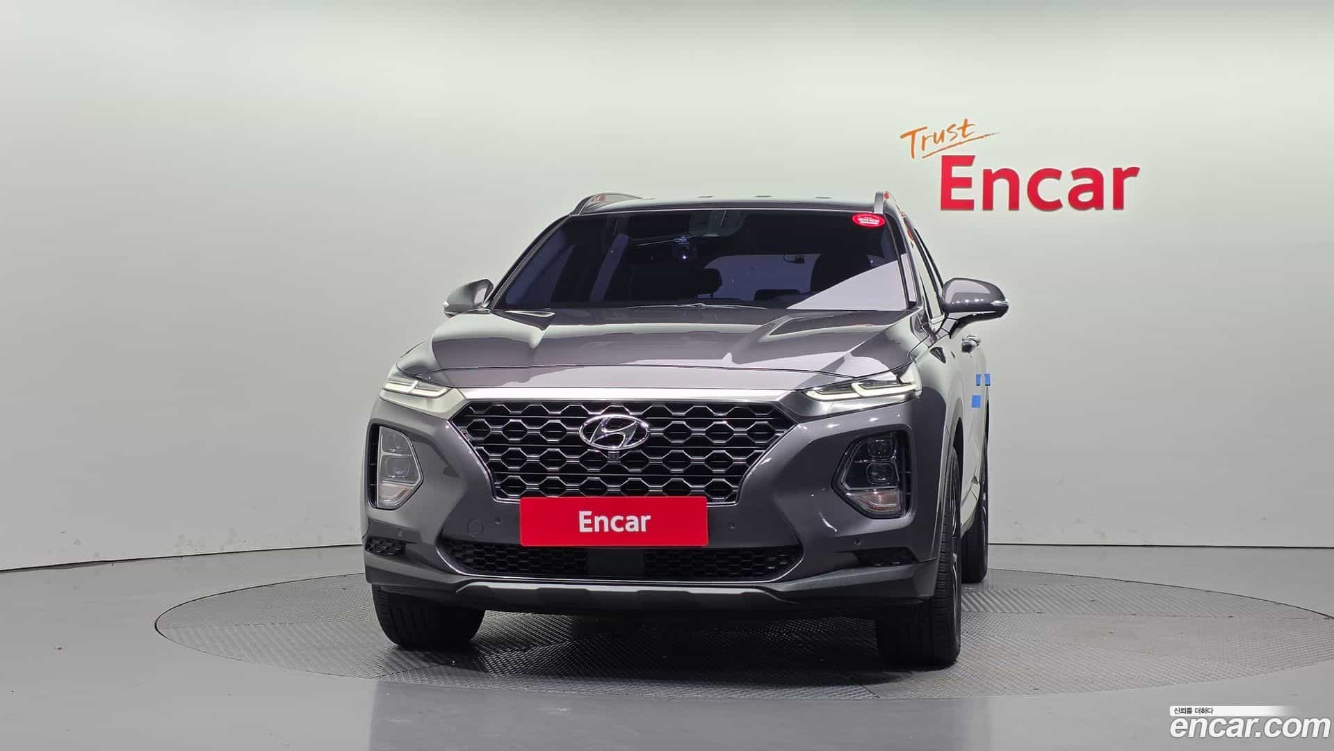 Santafe Hyundai 2018.2-OUTER-003