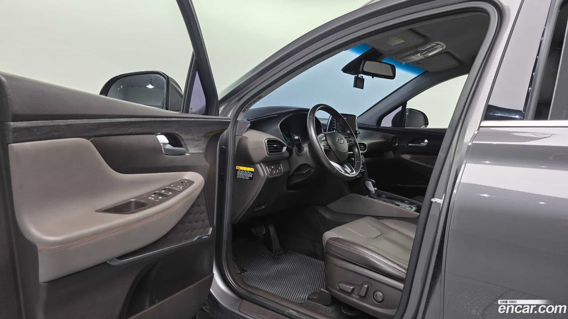 Santafe Hyundai 2018.2-INNER-010
