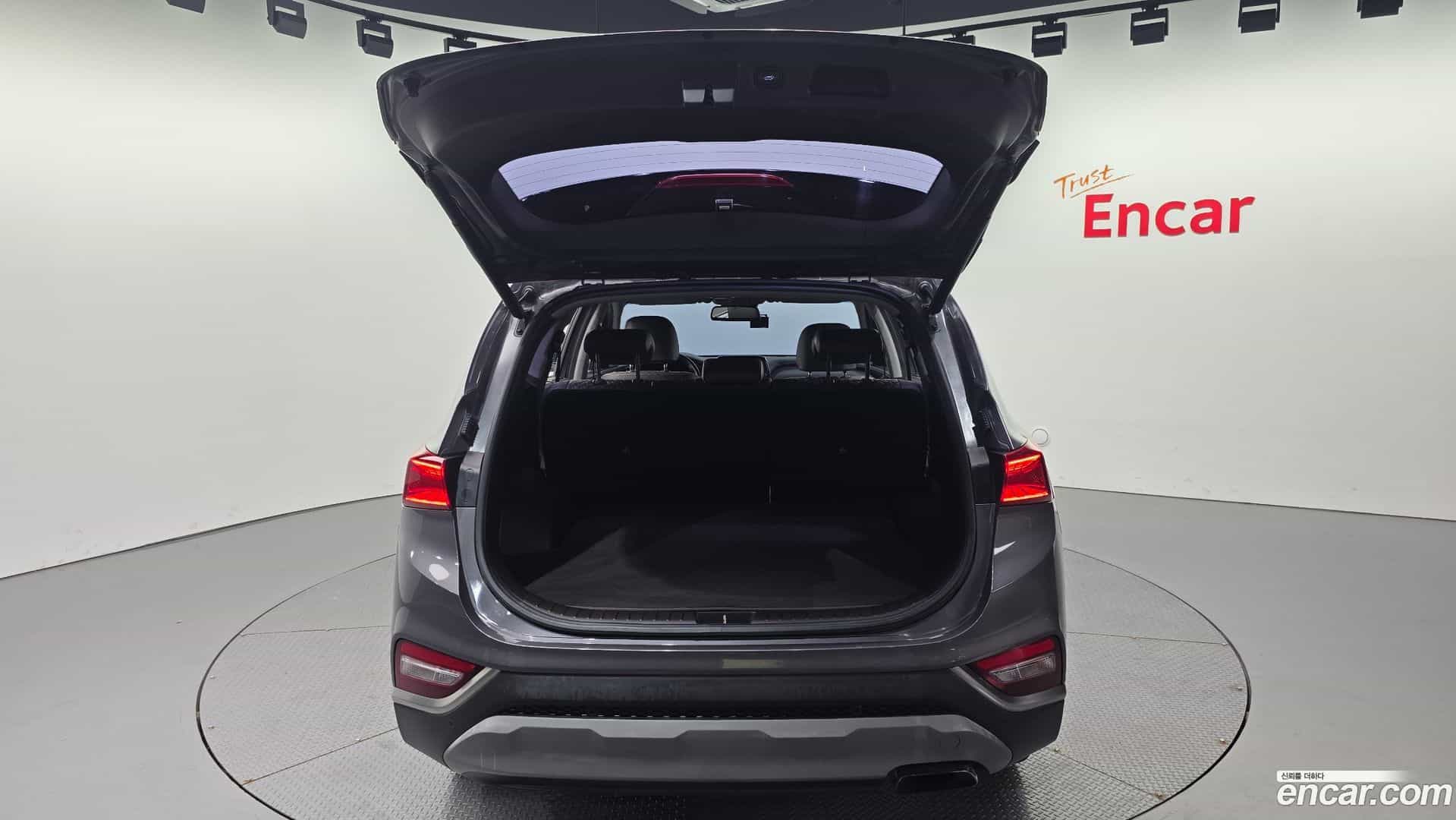 Santafe Hyundai 2018.2-OPTION-023