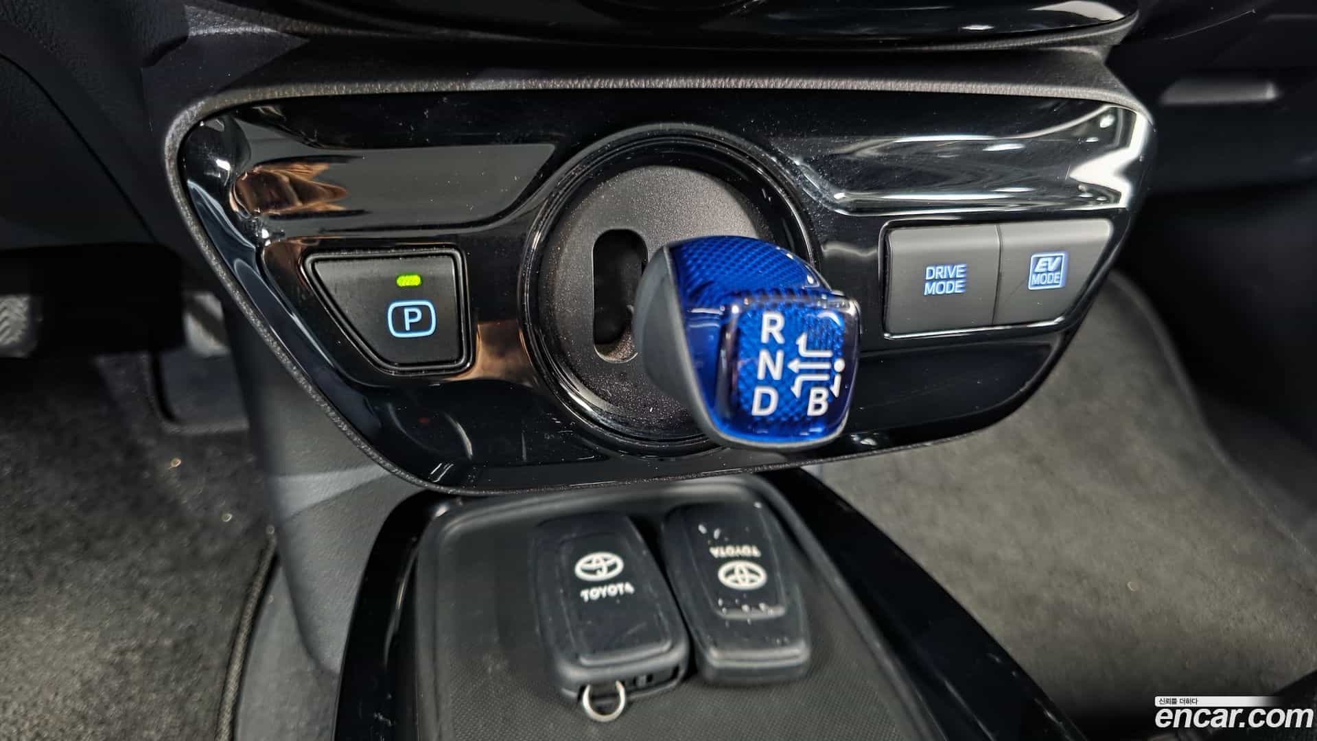 Prius Toyota 2021.7-INNER-009