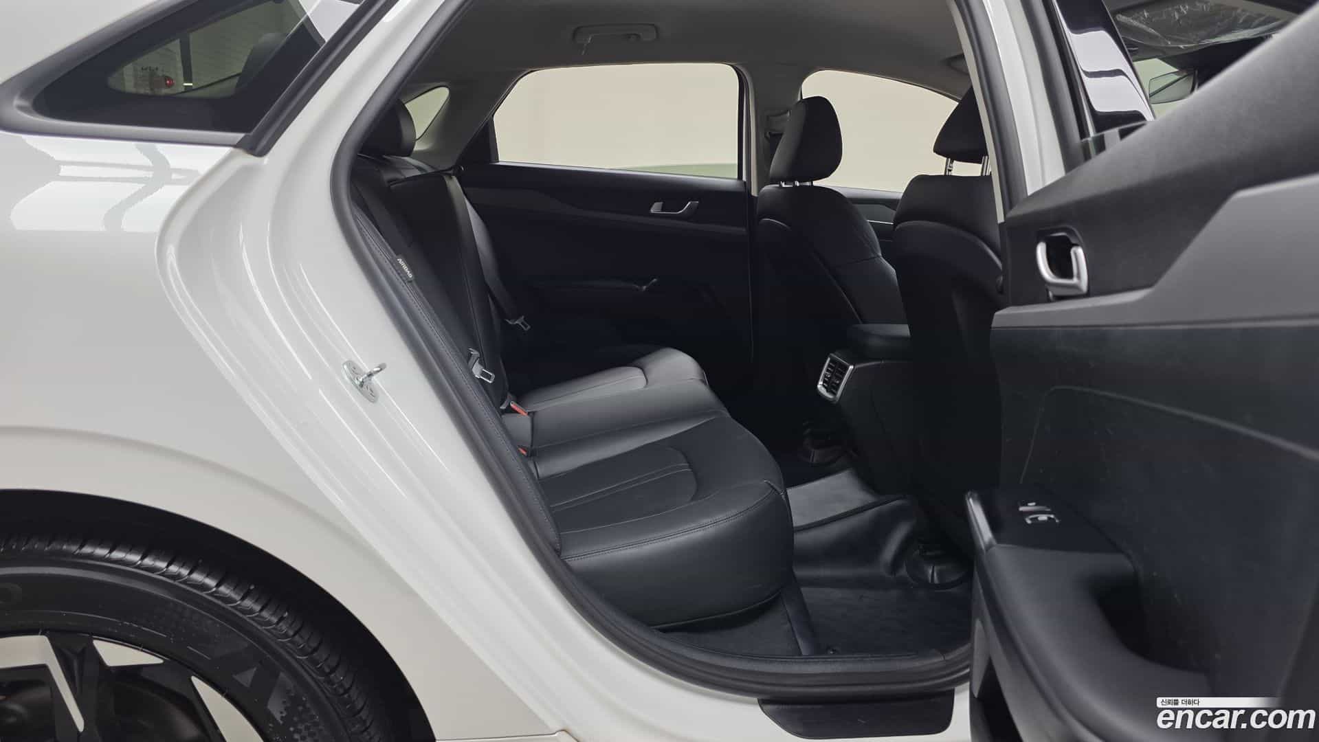 K5 Kia 2025.1-OPTION-015