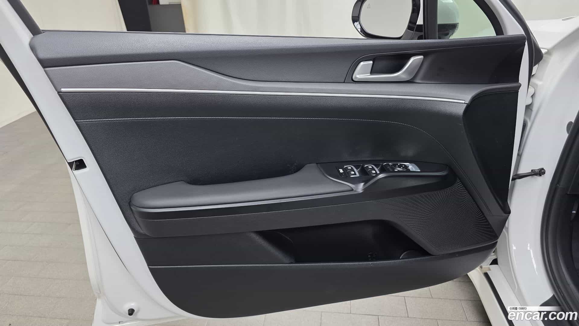K5 Kia 2025.1-INNER-034