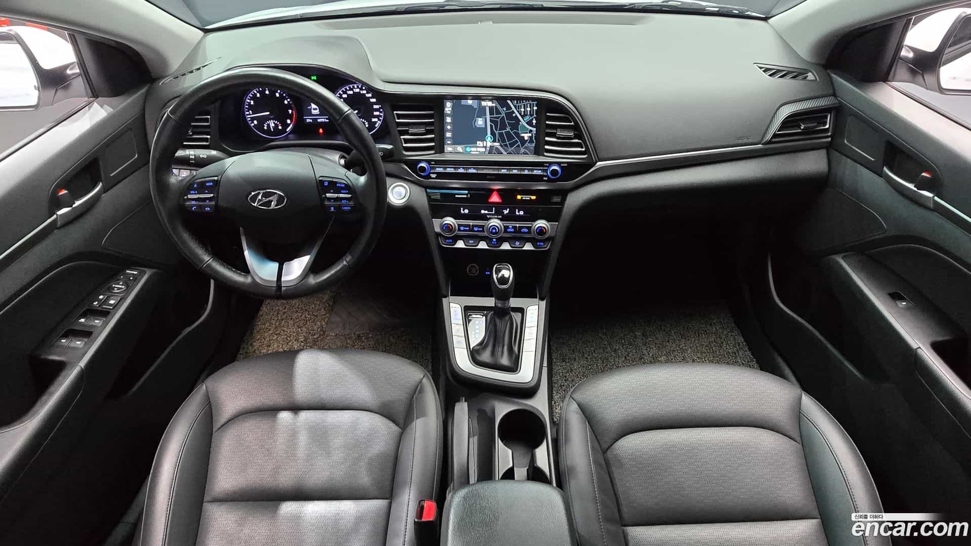 AVANTE Hyundai 2019.6-INNER-007