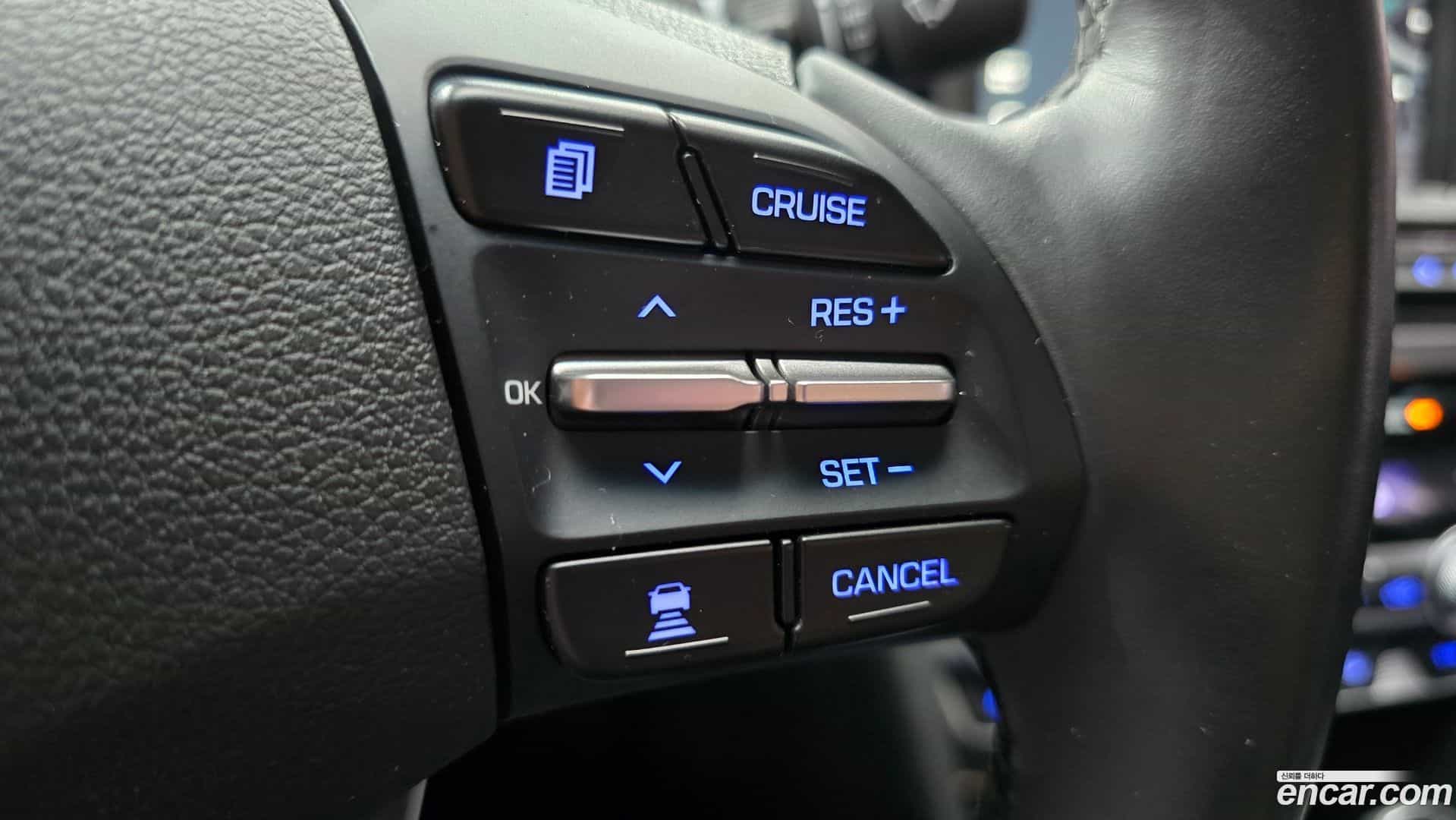 AVANTE Hyundai 2019.6-OPTION-021