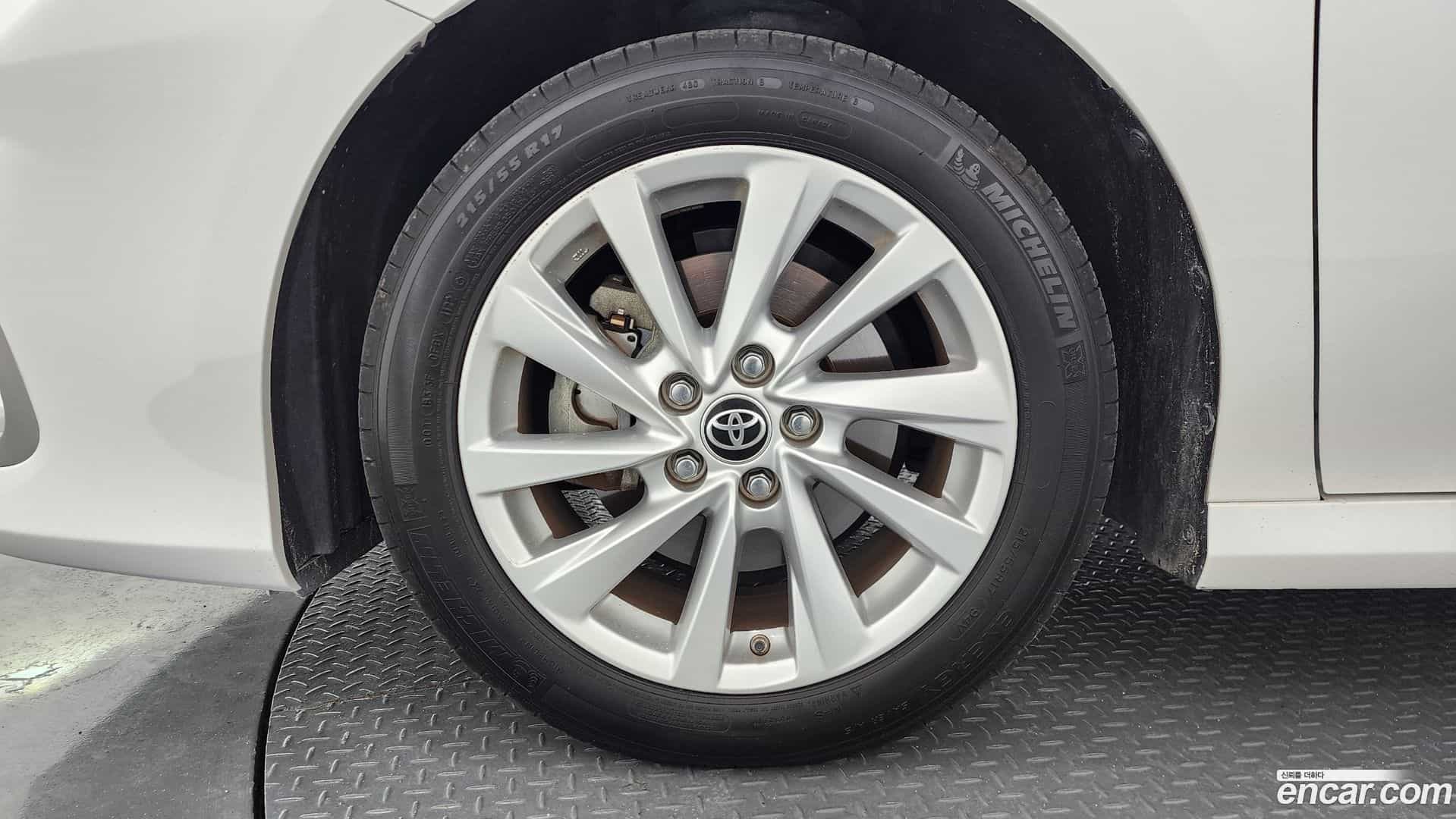 Camry Toyota 2023.9-OUTER-005