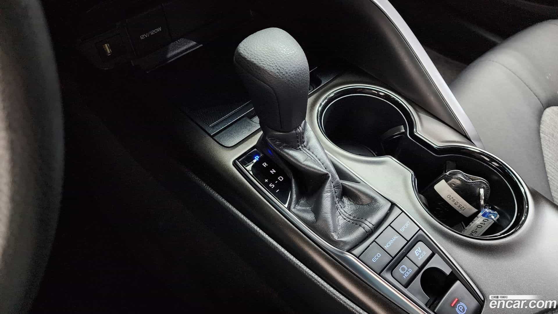 Camry Toyota 2023.9-INNER-009