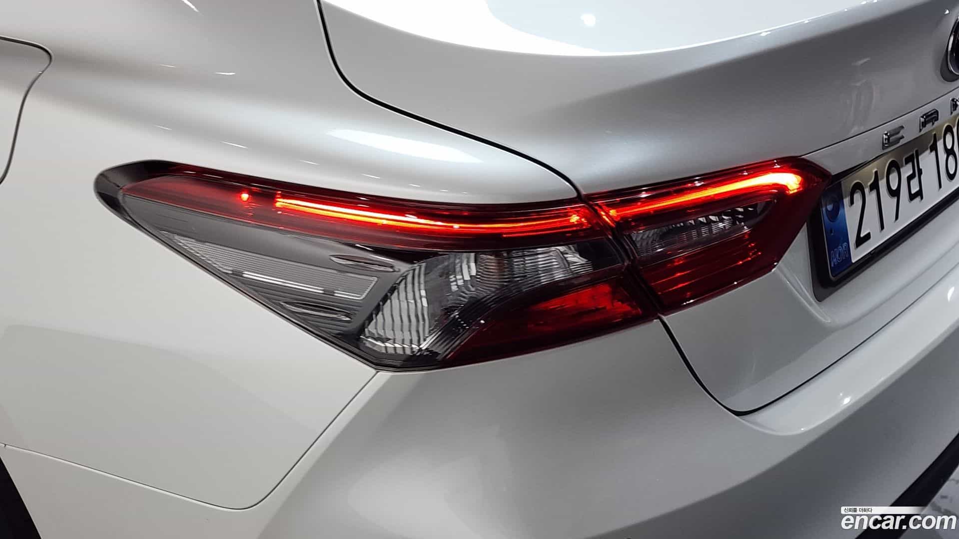Camry Toyota 2023.9-OUTER-033
