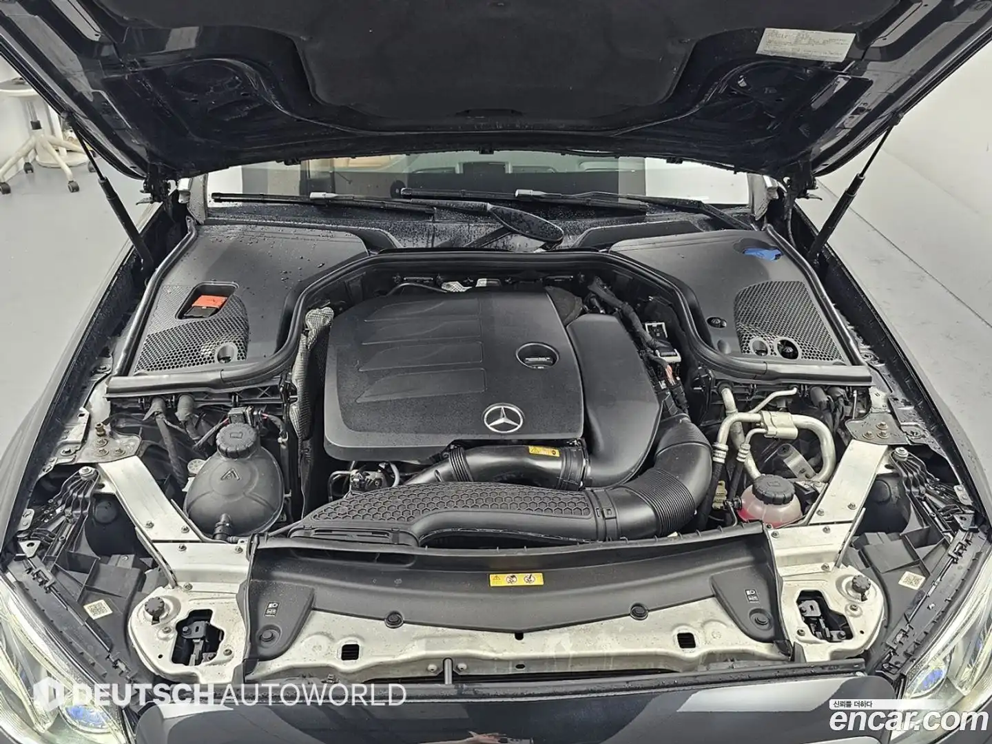 E-Class Mercedes-Benz 2019.9-OUTER-006