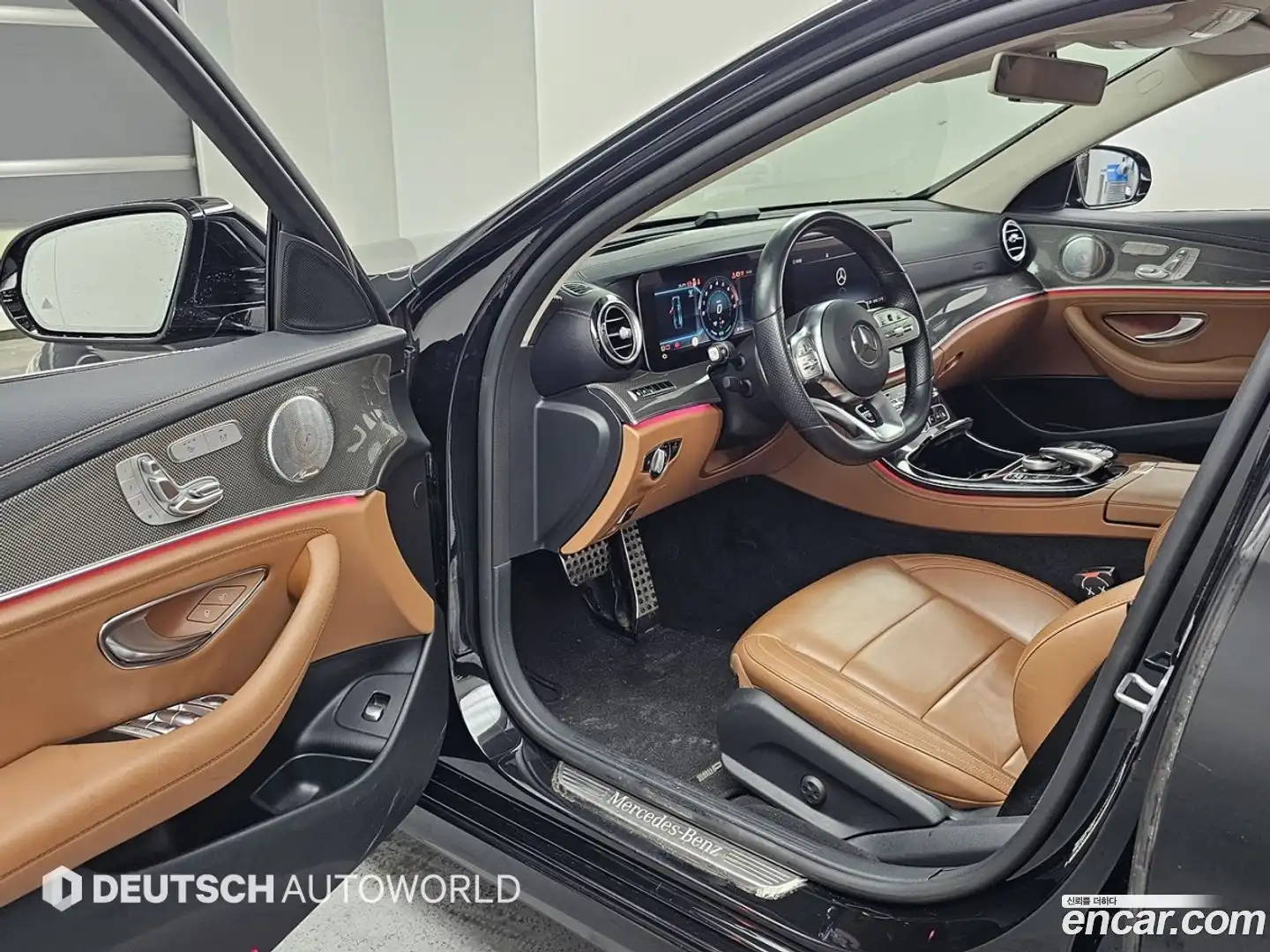 E-Class Mercedes-Benz 2019.9-OPTION-015