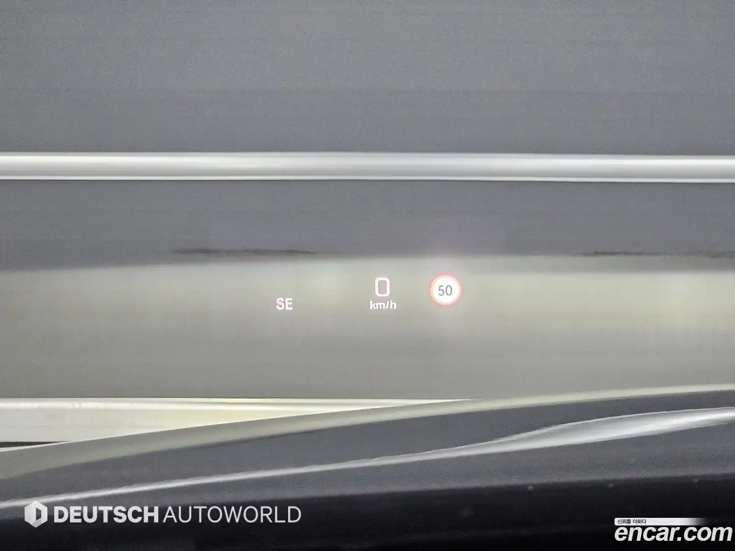 E-Class Mercedes-Benz 2019.9-OPTION-021