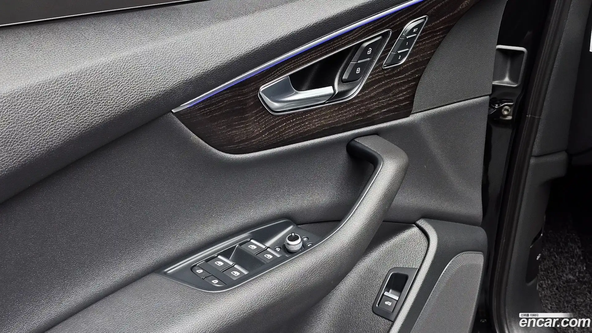 Q7 Audi 2022.6-OPTION-024