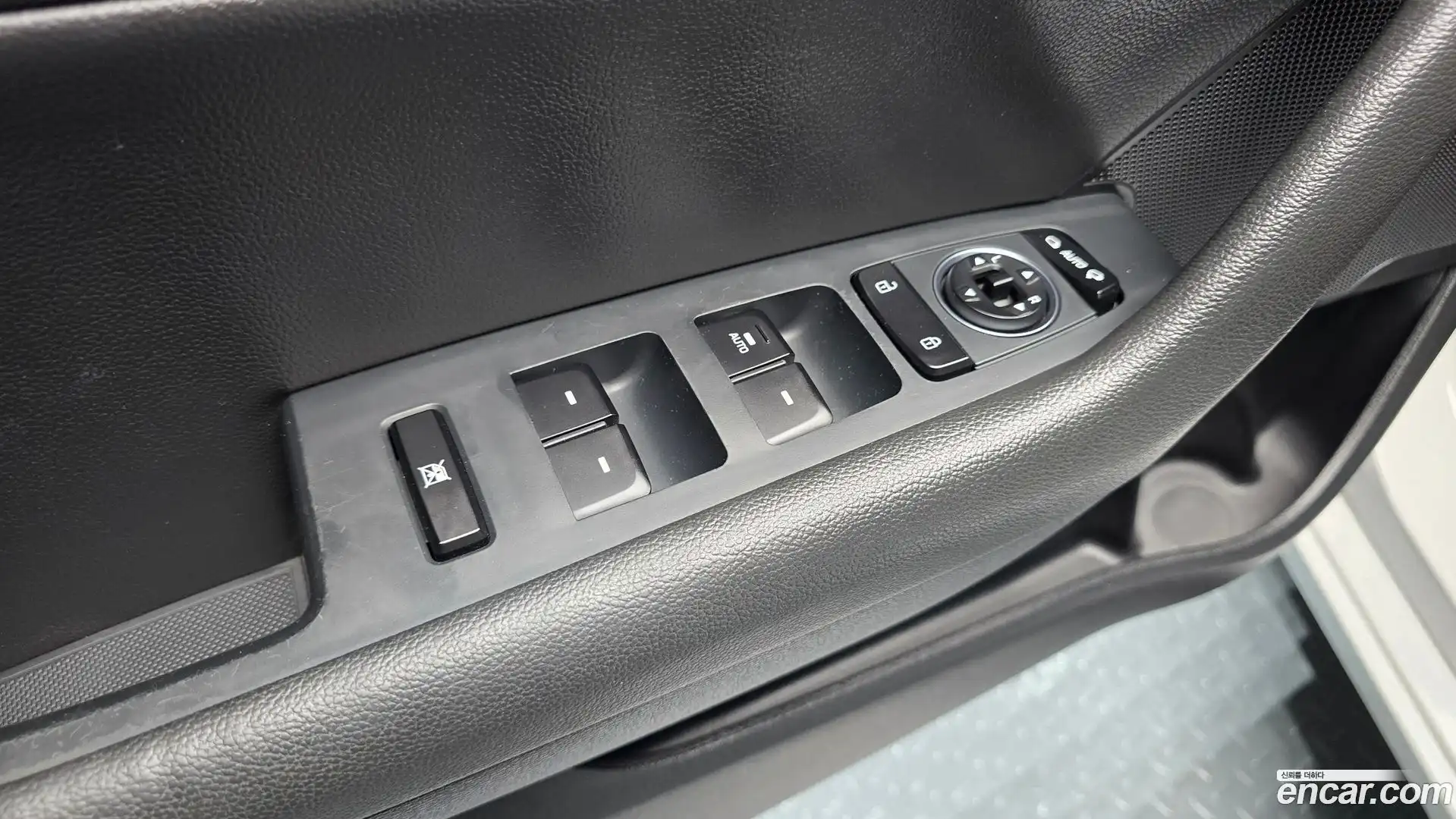 Sonata Hyundai 2016.1-OPTION-022